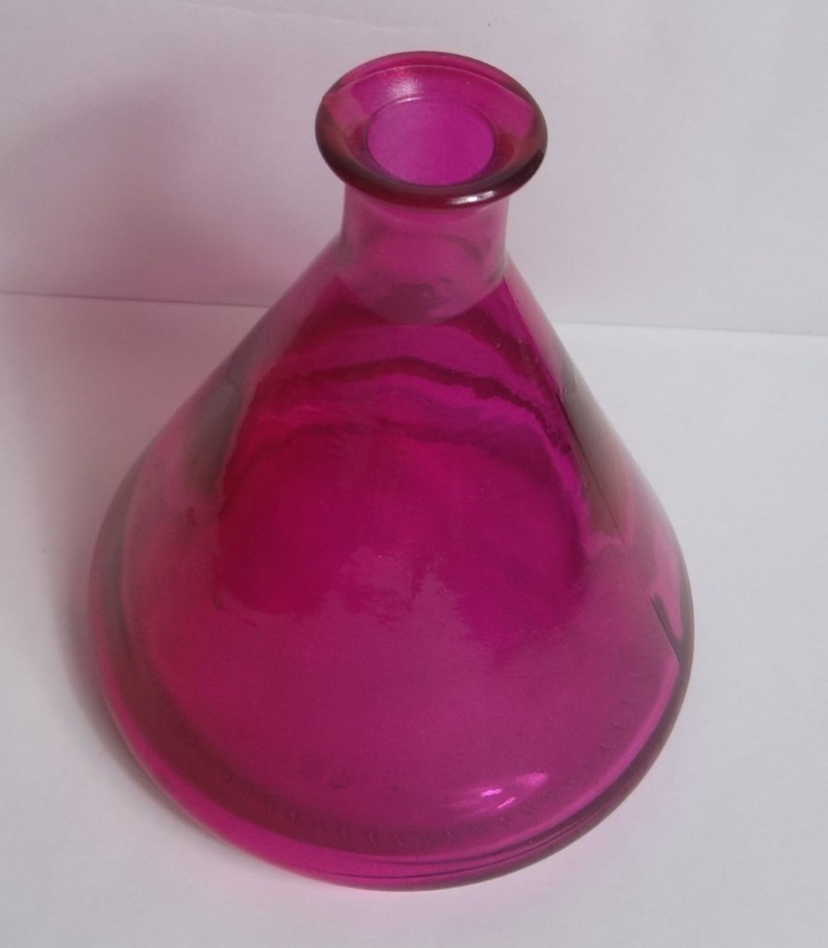 Kunstglasvase in Form eines Becherglases, H-14cm - Bild 2 aus 6