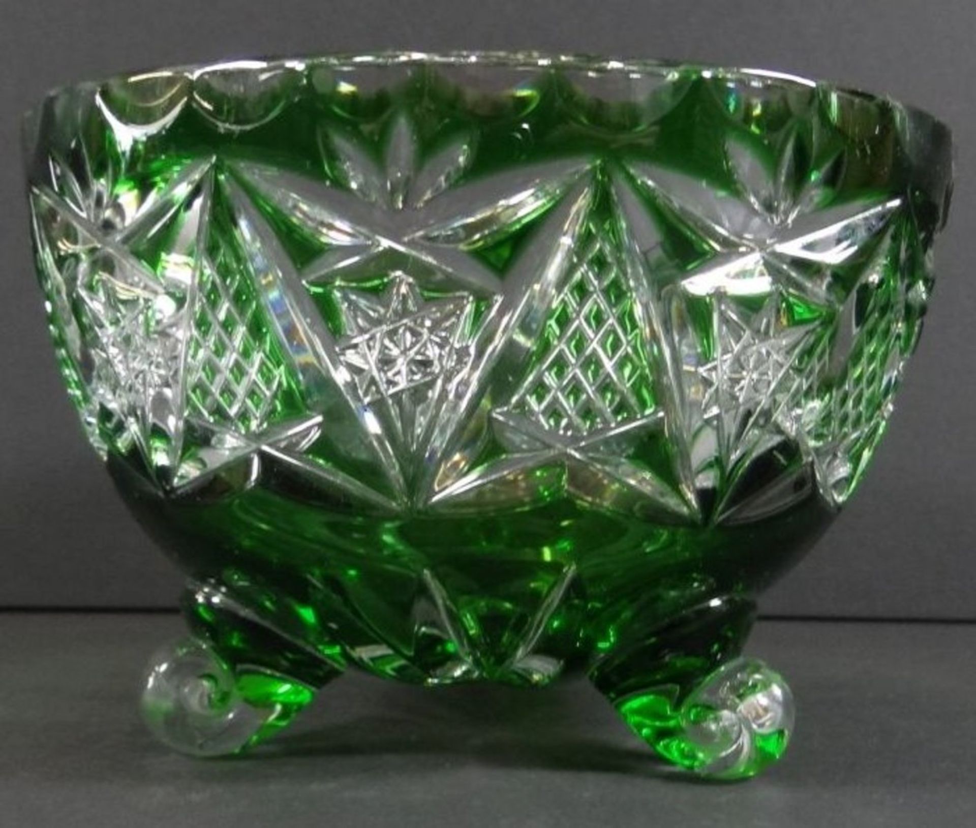 kl. Nachtmann Kristallschale, grün, auf drei Beinchen, H-7 cm, D-10 cm - Bild 3 aus 6