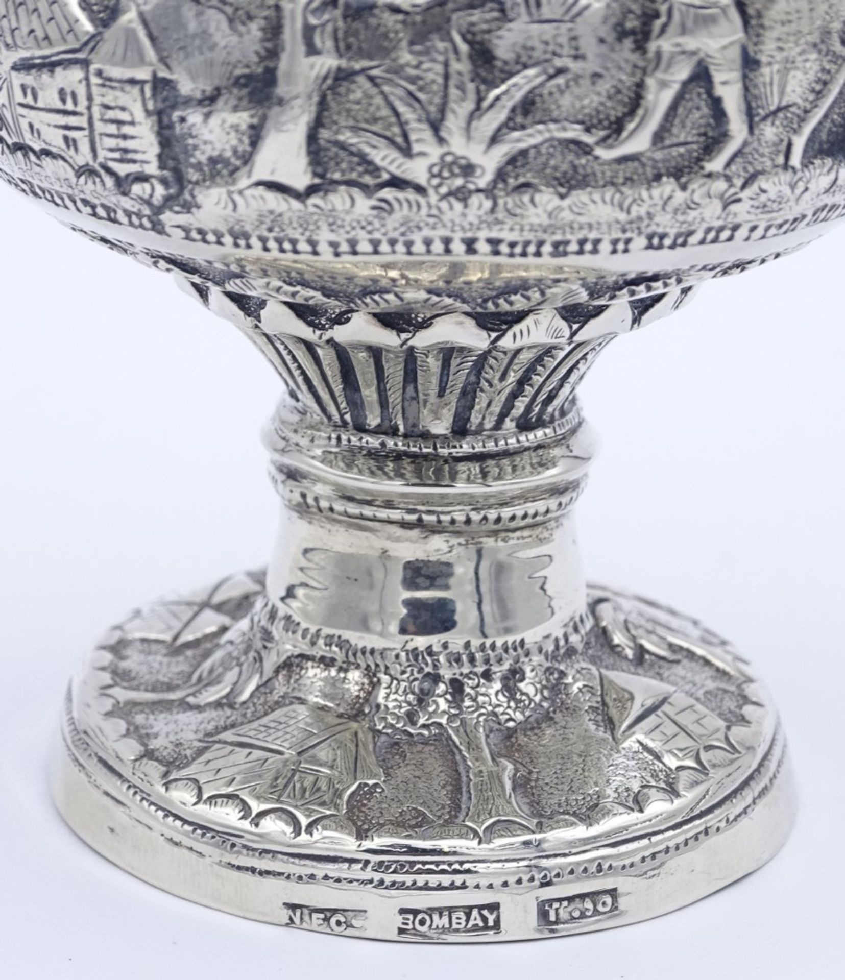 Silver Vase, Bombay, mit Wappen und Arbeiterszene,H- 14cm, 145g. - Bild 3 aus 6