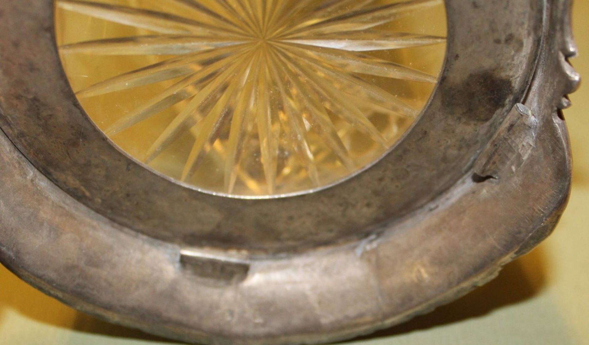 Gründerzeit-Krug, Kristall mit versilb. Zinn-Montur, H-30 cm, gut erhalten - Bild 7 aus 10