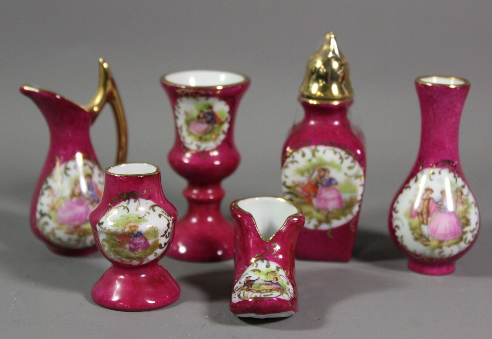 6x Limoges-Miniaturen, galante Szenerien, ca. H-8cm.