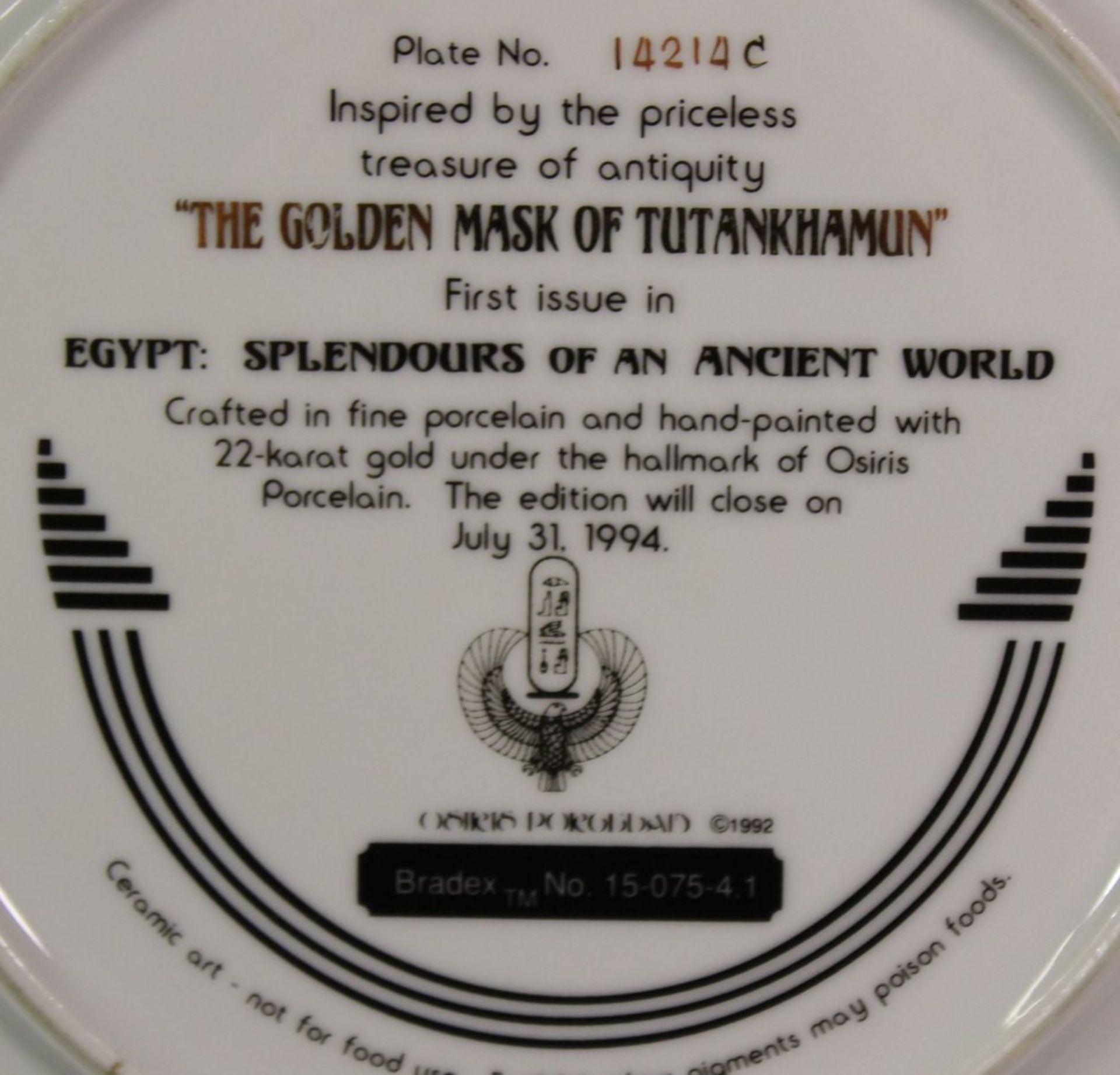 Sammelteller, The golden Mask of Tutankhamun, Bradexnr., D-21cm. - Bild 2 aus 2