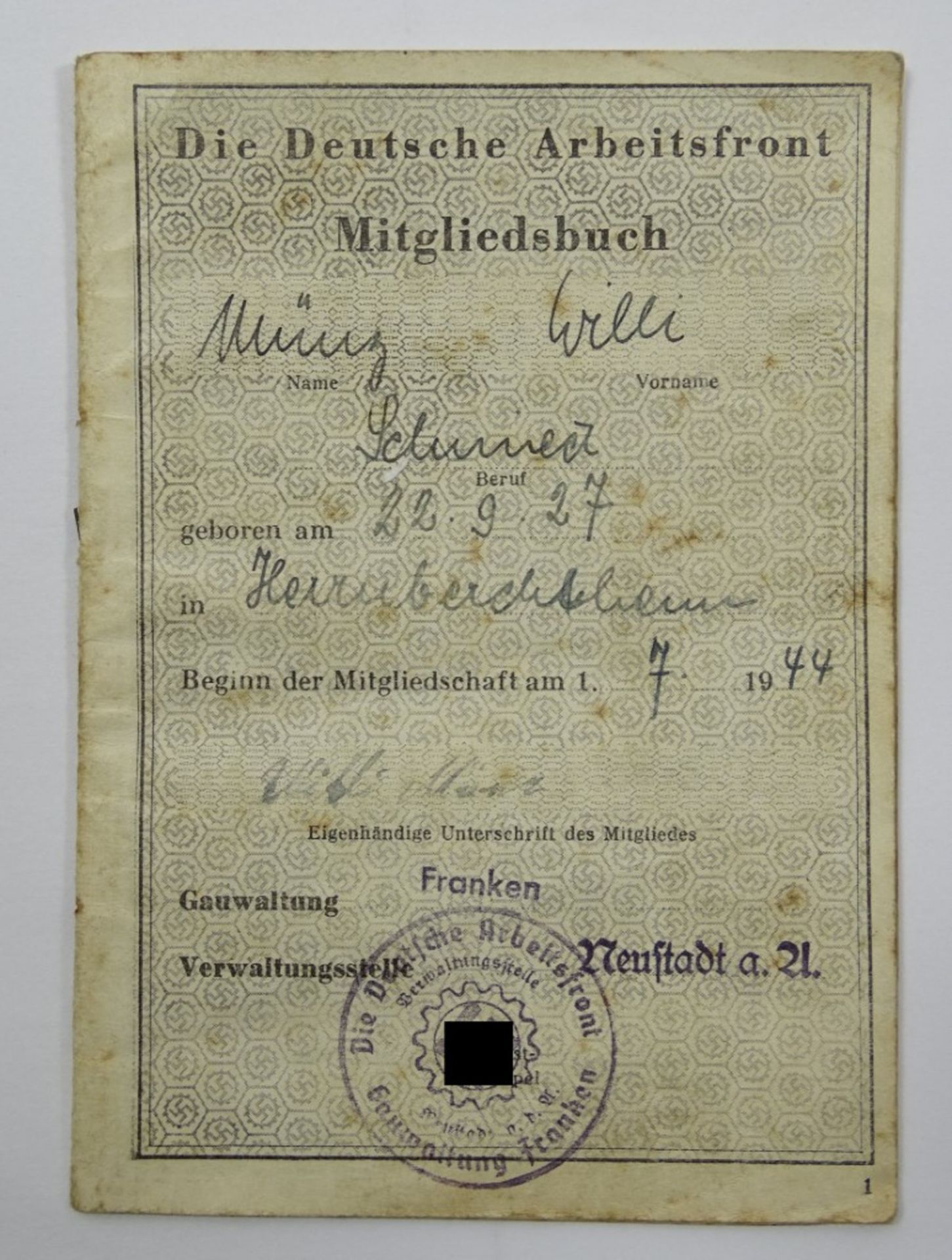 Mitgliedsbuch Deutsche Arbeitsfront, Karte und sowj. Dokument, 2. WK - Image 2 of 4