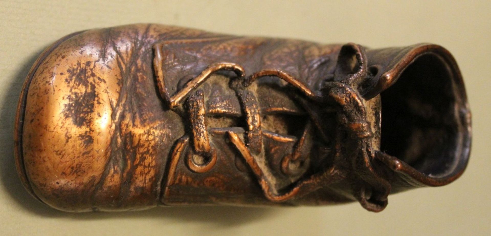 Leder-Babystiefel, bronziert, H-8 cm, L-12 cm - Image 2 of 3