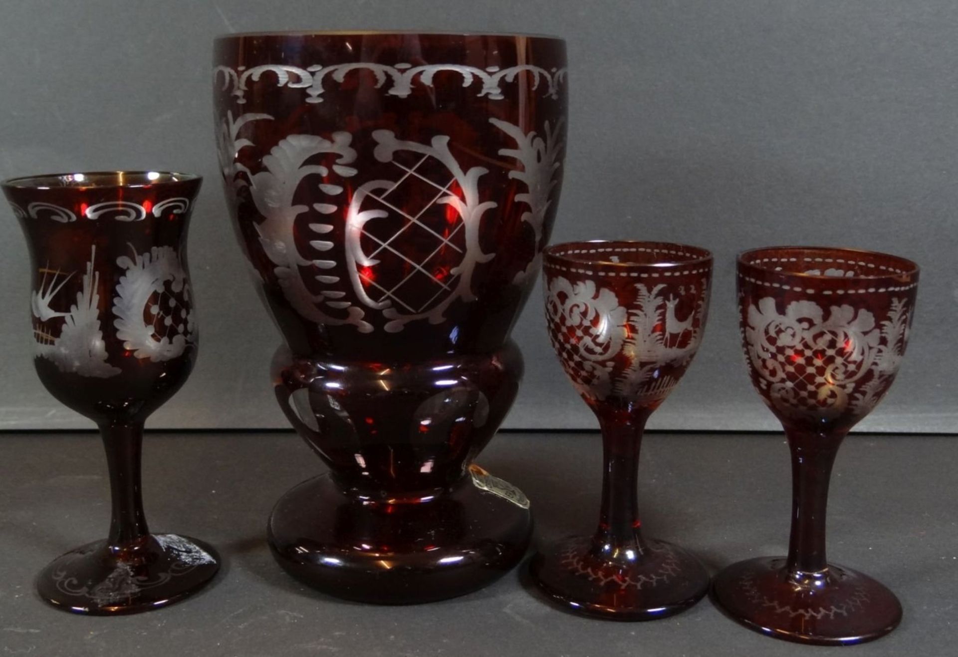 4x Rubinglas mit Barockschliff, 20.Jhd.,H-max. 13,5 cm - Bild 7 aus 8