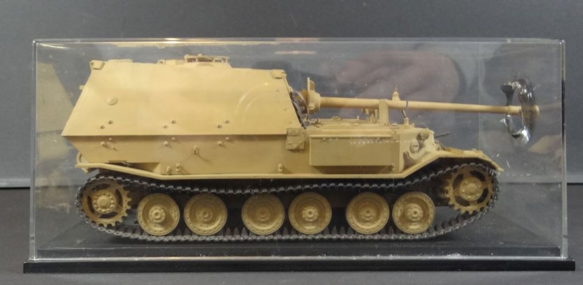 Modellbau-Panzer "Tiger" 2.WK, in Plexiglas, Kasten H-10,5 cm, 23x15 cm - Bild 6 aus 9