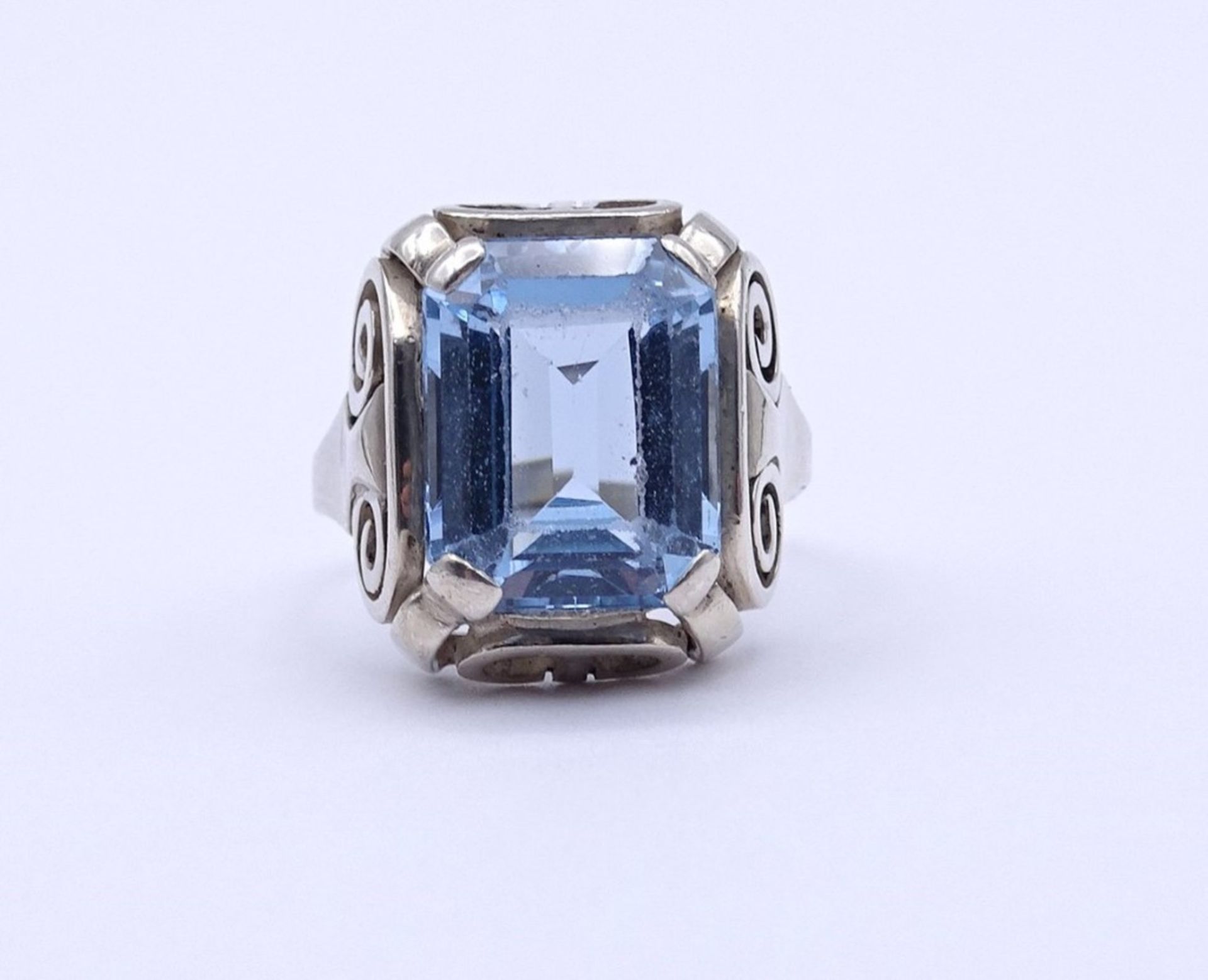 800er Silber Ring mit einen hellblauen facc. Edelstein, 7,4g., RG 57 - Bild 2 aus 4