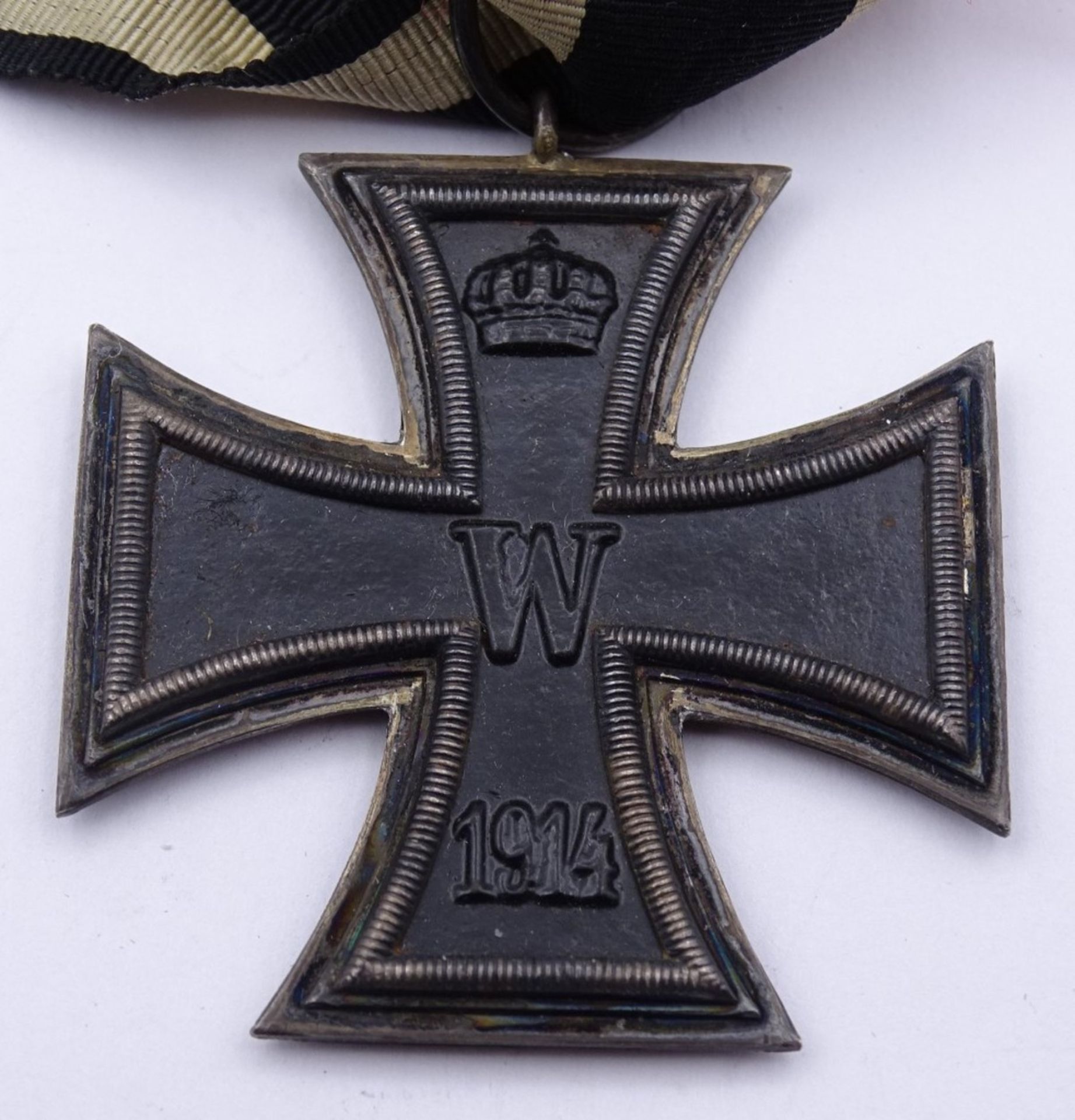 Eisernes Kreuz 1.WK, 2.Klasse an Band, Hrst.M ,magentisch - Bild 2 aus 4