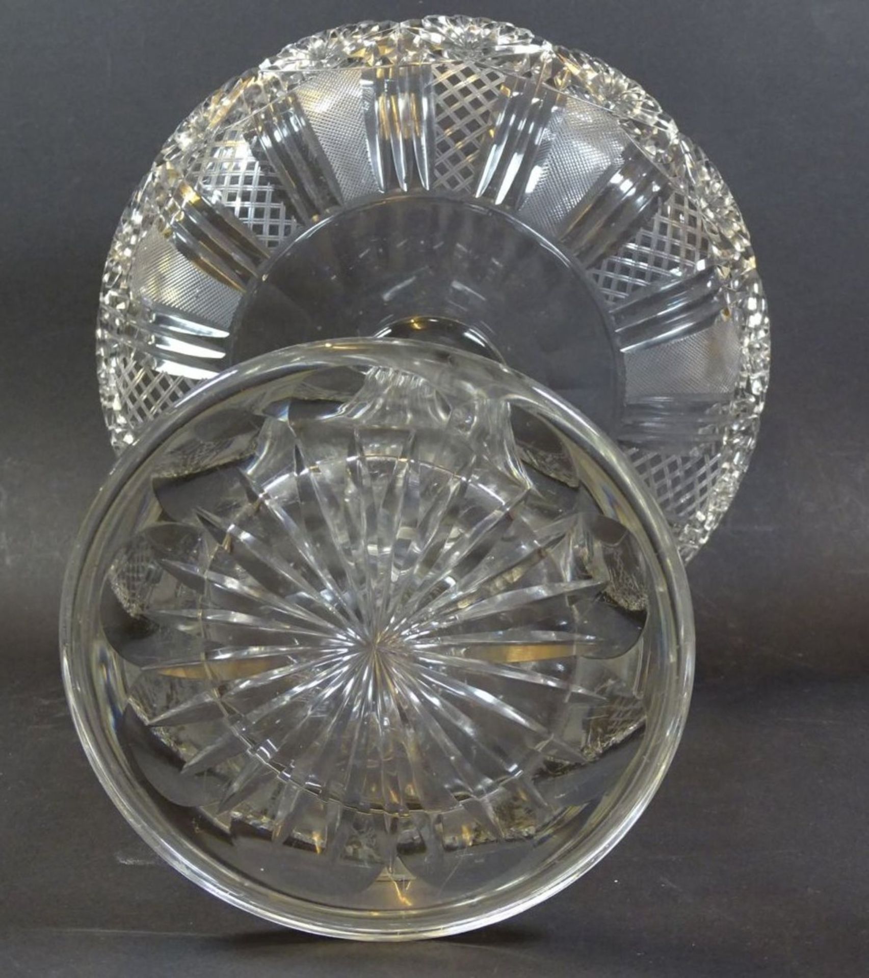 hoher Kristall-Tafelaufsatz mit Farnschliff, guter Zustand, H-28 cm, D-24 cm - Bild 7 aus 9