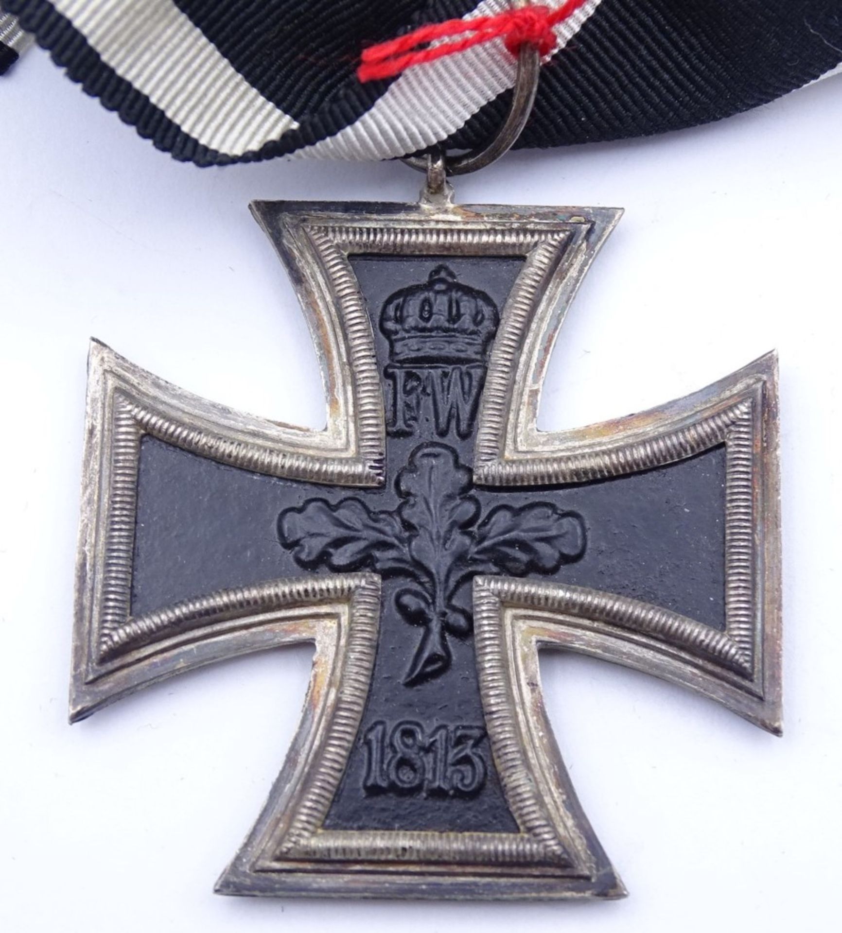 Eisernes Kreuz 1.WK, 2.Klasse an Band, mit Hersteller auf Öse, unleserlich,magnetisch - Bild 3 aus 4