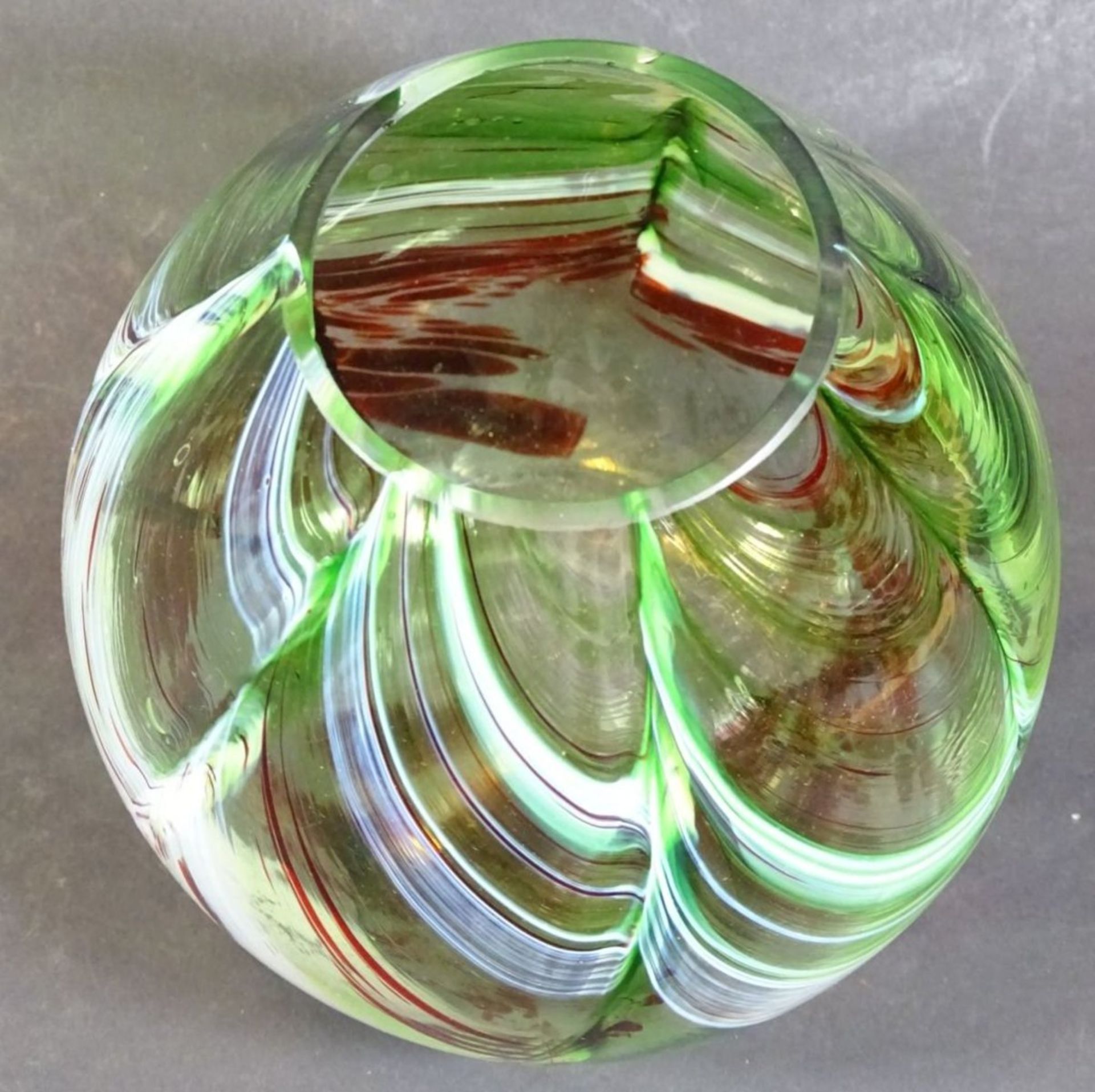 Kunstglas-Vase, Handarbeit, H-14 cm, D-13 cm - Bild 2 aus 5