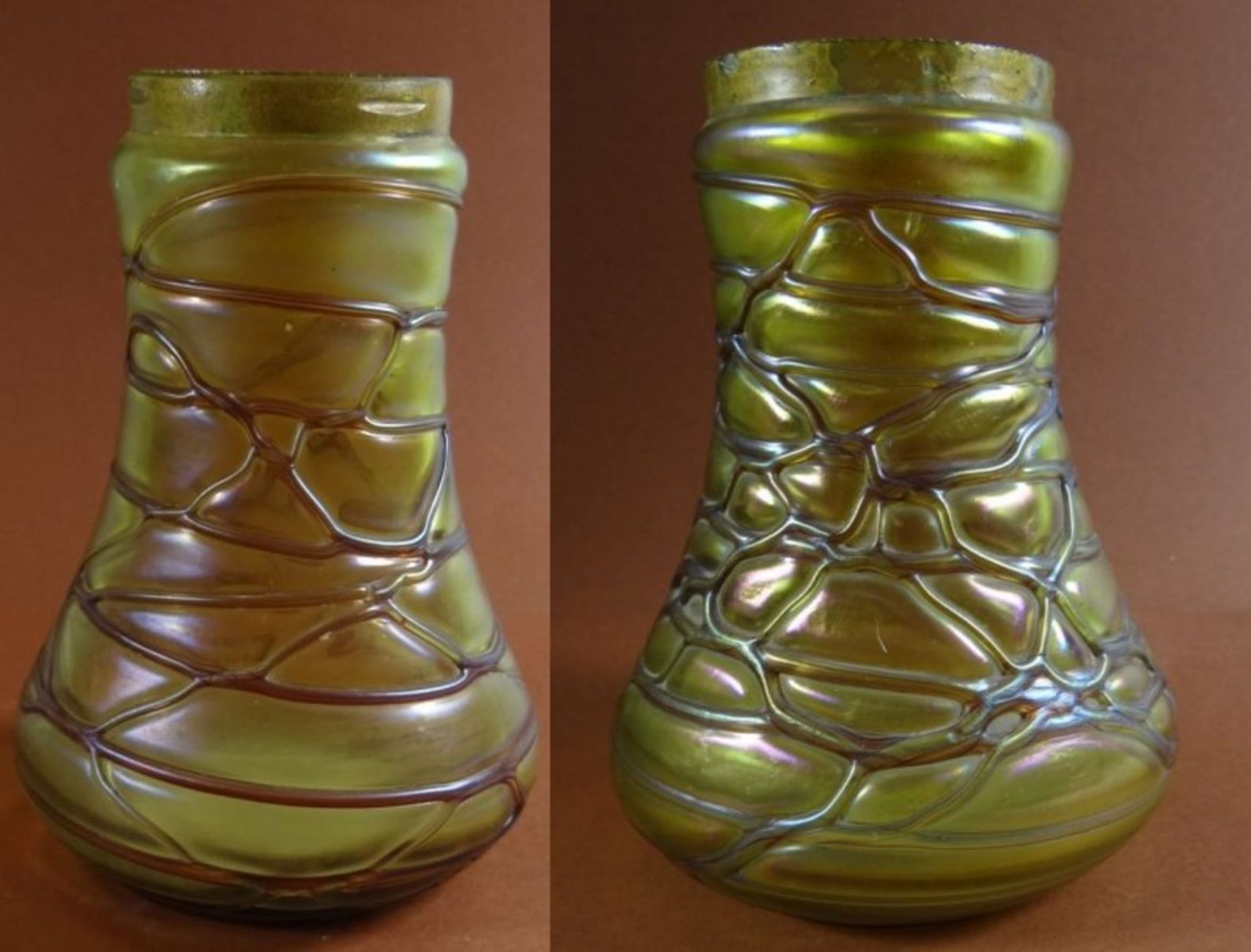 2x Vase oder ähnliches?, "Palme-König" aufgelegte Fäden, lüstrierend Rand mit kl. Chips, H-12,5 cm