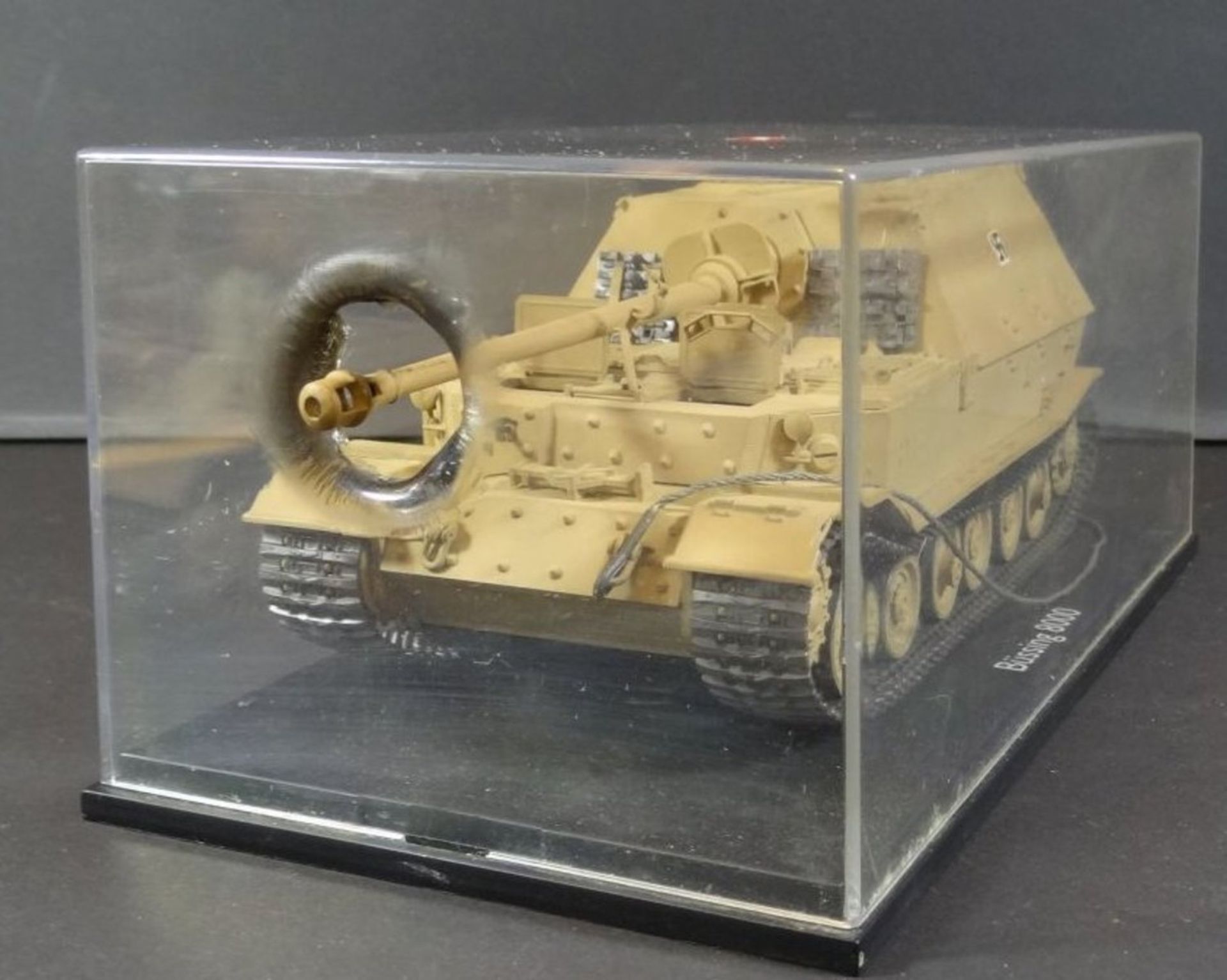 Modellbau-Panzer "Tiger" 2.WK, in Plexiglas, Kasten H-10,5 cm, 23x15 cm - Bild 4 aus 9