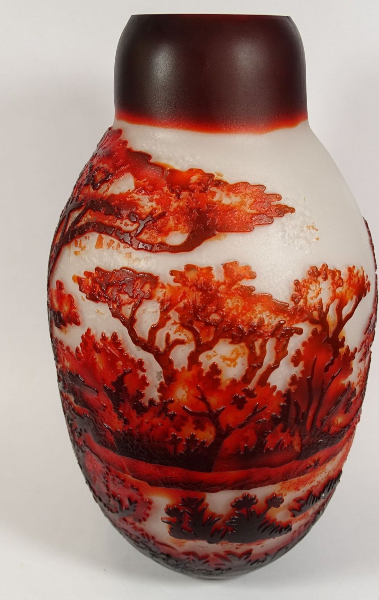hohe Vase, bezeichnet Type Gallè, Elefant, rot, H-29 cm - Bild 6 aus 10