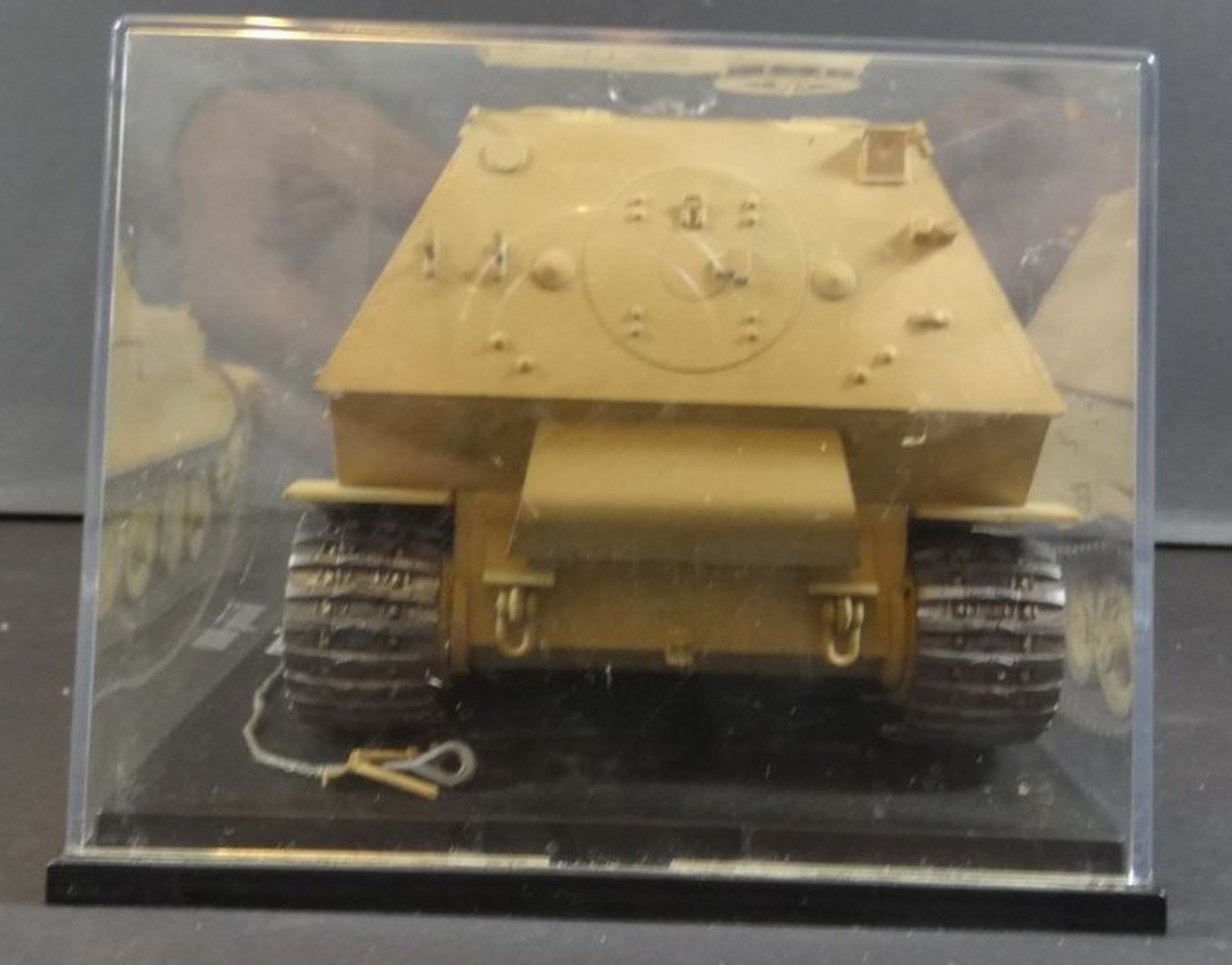 Modellbau-Panzer "Tiger" 2.WK, in Plexiglas, Kasten H-10,5 cm, 23x15 cm - Bild 8 aus 9