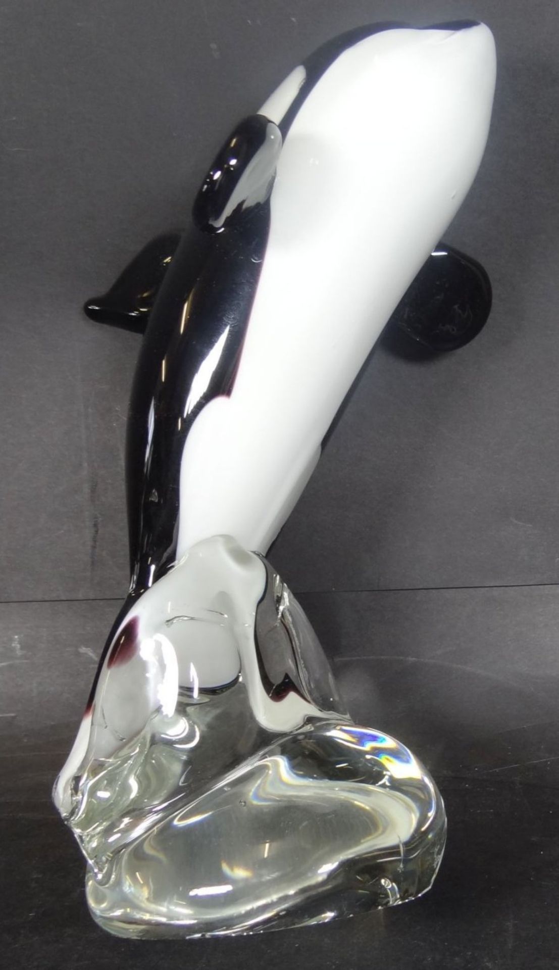 grosser, springender Orca, s/w,-klar, Murano, H-21 cm - Bild 4 aus 5