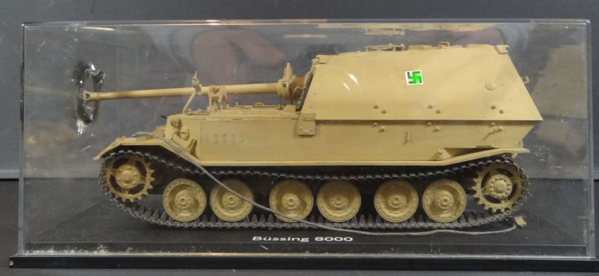 Modellbau-Panzer "Tiger" 2.WK, in Plexiglas, Kasten H-10,5 cm, 23x15 cm - Bild 2 aus 9