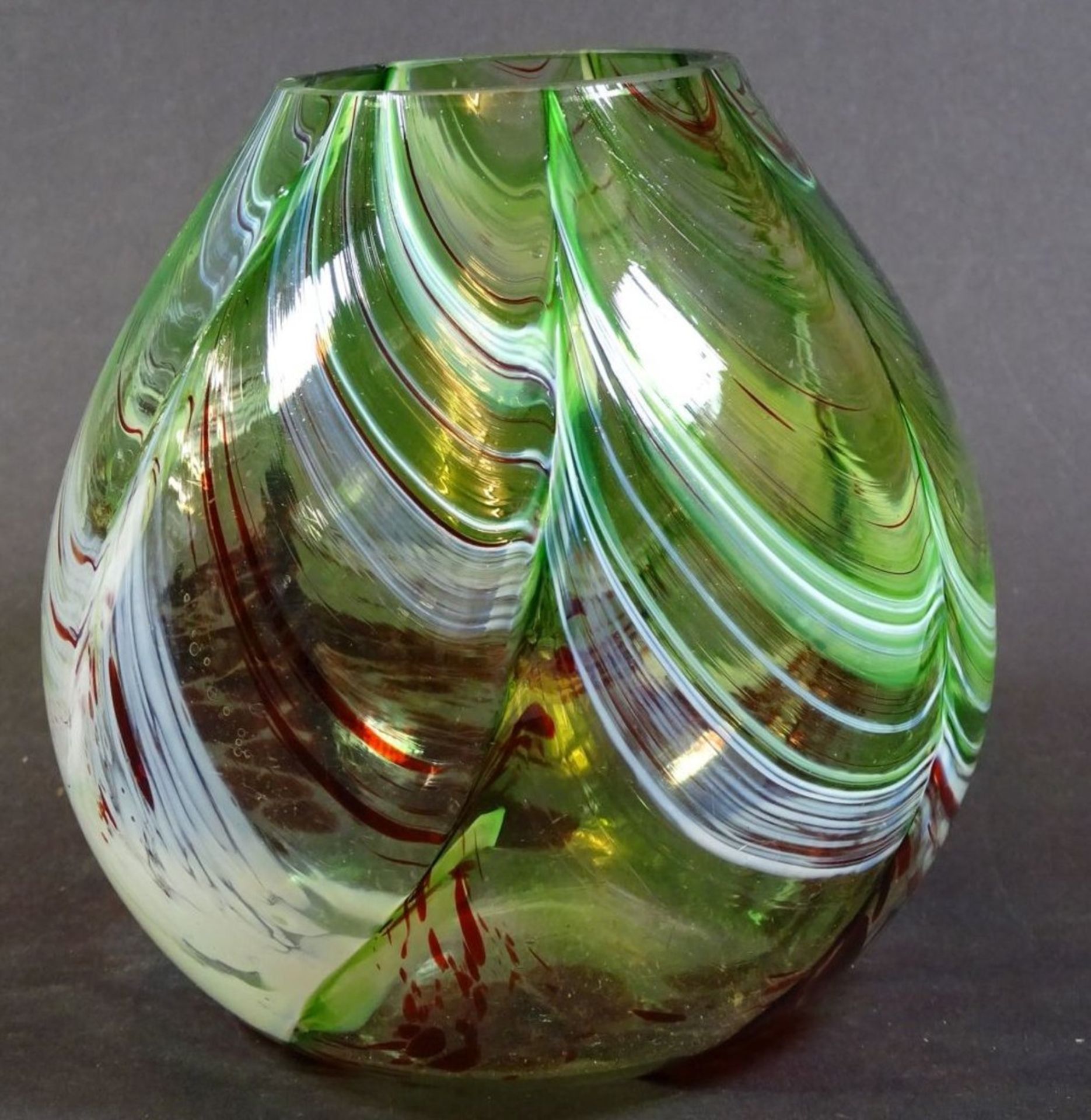 Kunstglas-Vase, Handarbeit, H-14 cm, D-13 cm
