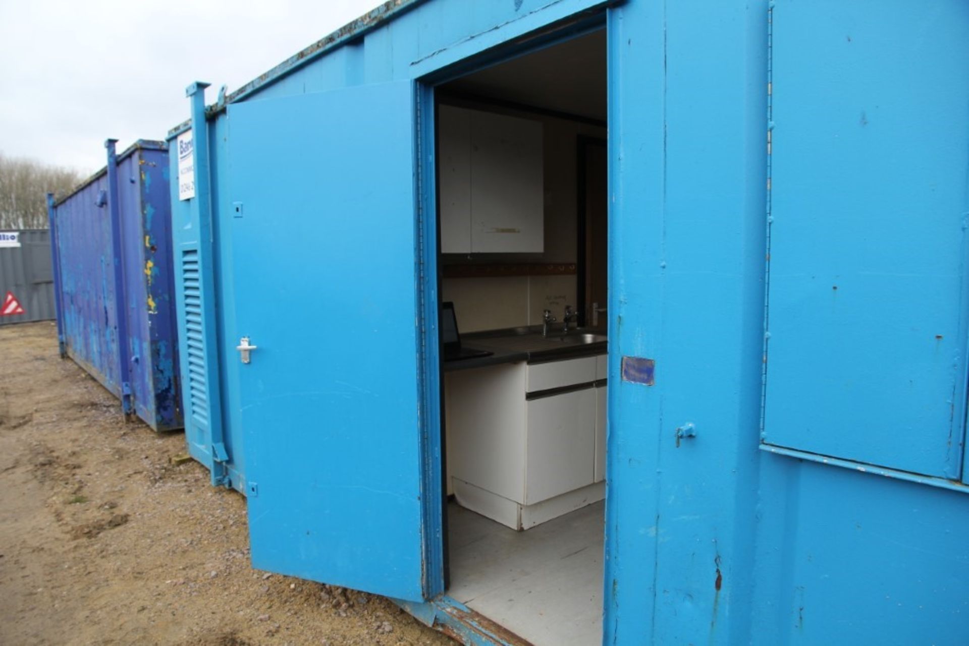 Secure Site Welfare Cabin / Portable Building with Generator - Image 16 of 25