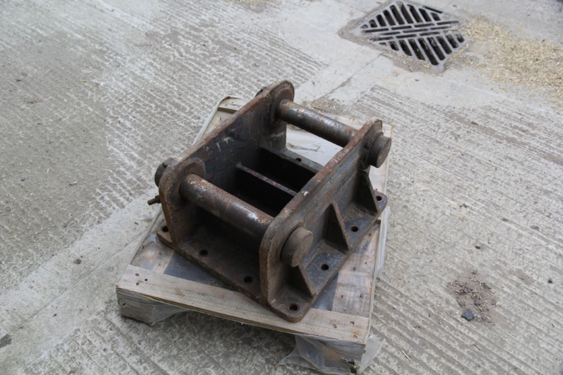 Excavator Bracket / Breaker Top (To Suit Excavator)