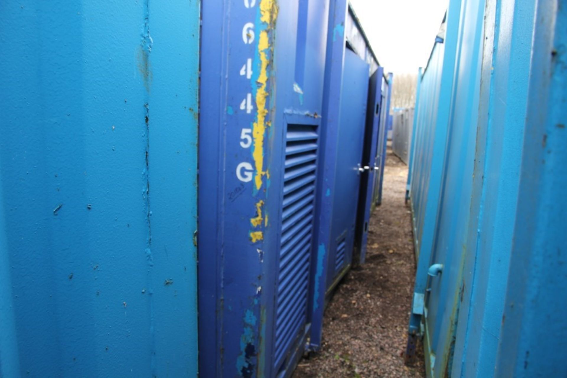 Secure Site Welfare Cabin / Portable Building with Generator - Image 4 of 23