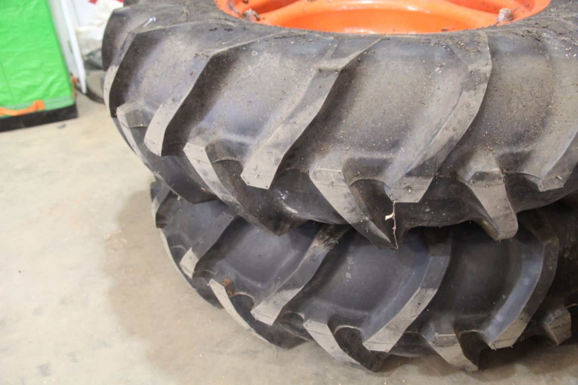 Unused Kubota Tractor Wheels & Tyres (13.6-28) (1 Pair) - Image 5 of 5