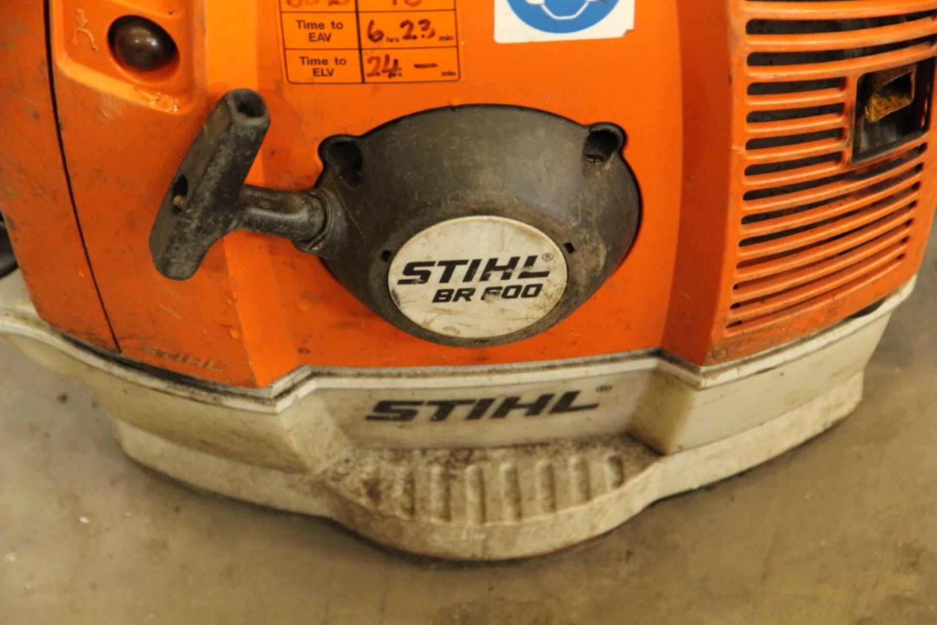 Stihl BR600 Backpack Leaf Blower - Image 6 of 7