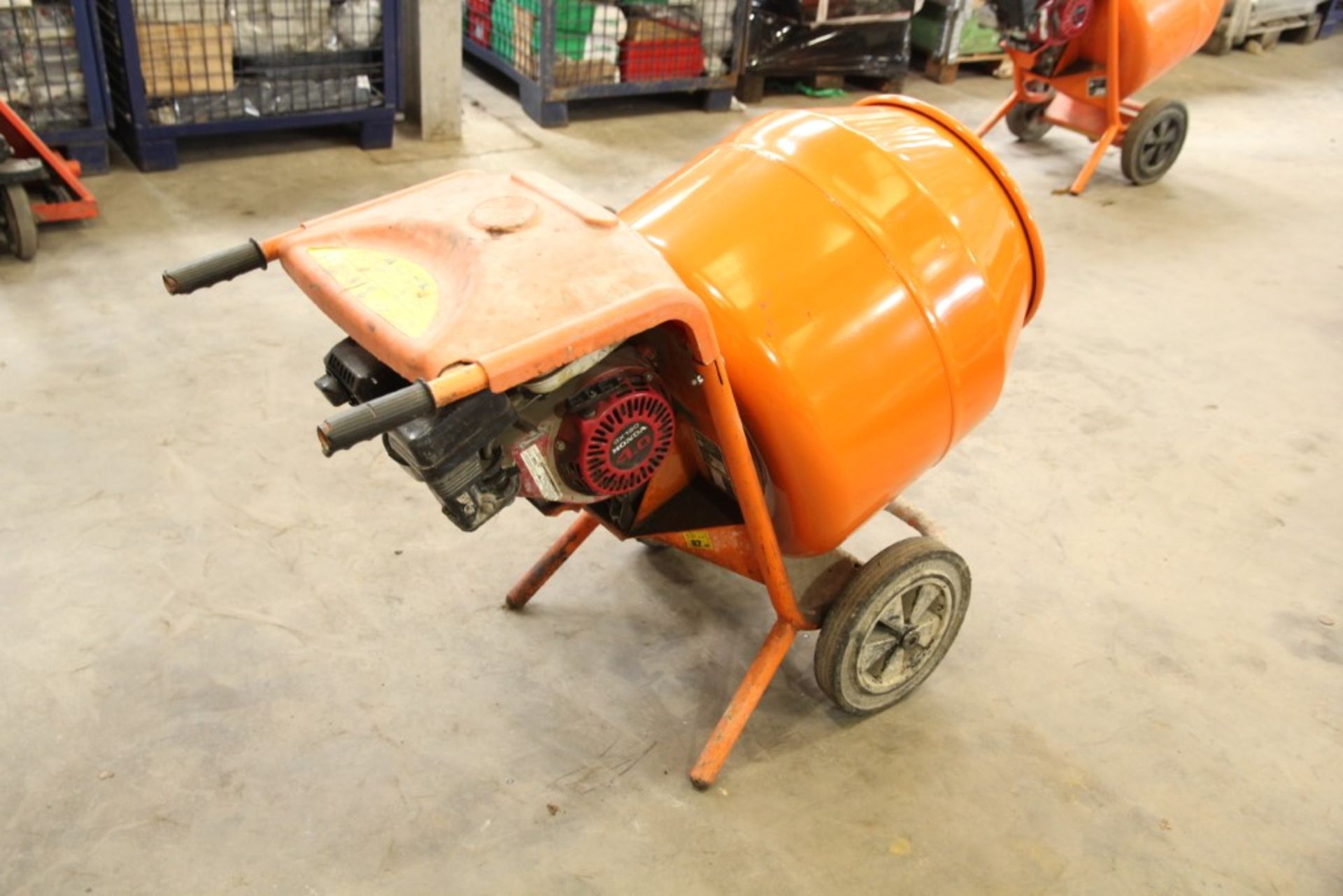 Altrad Belle Minimix 150 Petrol Cement Mixer - Image 4 of 7