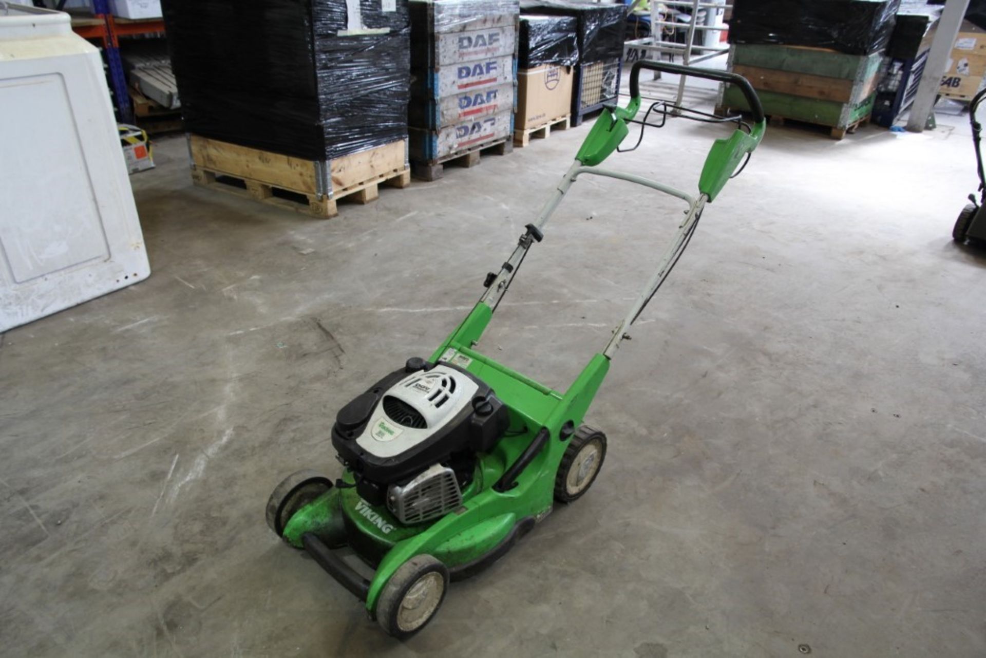 Viking MB 650.1 VM Petrol Lawn Mower - Image 3 of 11