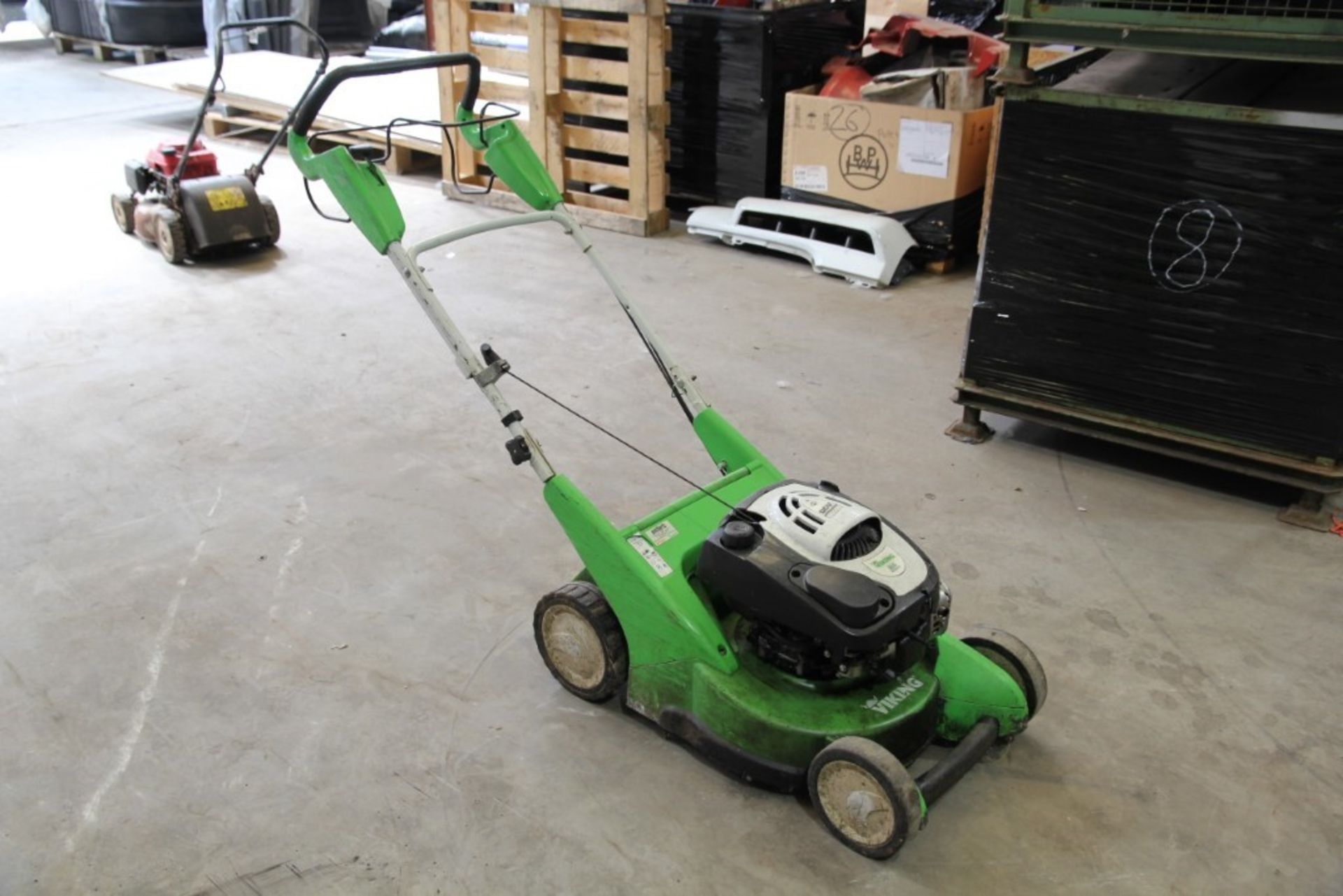 Viking MB 650.1 VM Petrol Lawn Mower