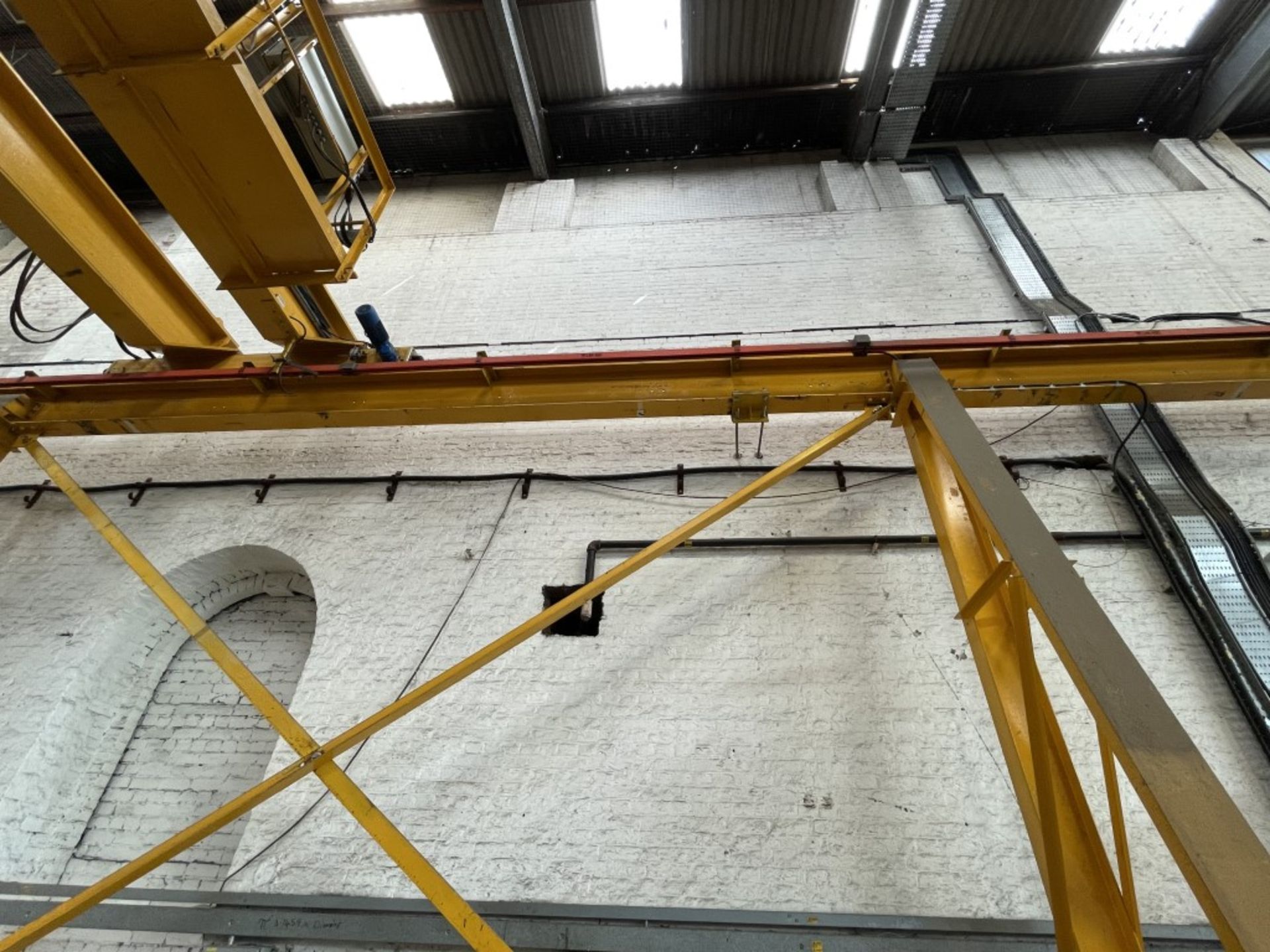 PLS 10 Tonne Gantry Crane & Frame - Image 9 of 49