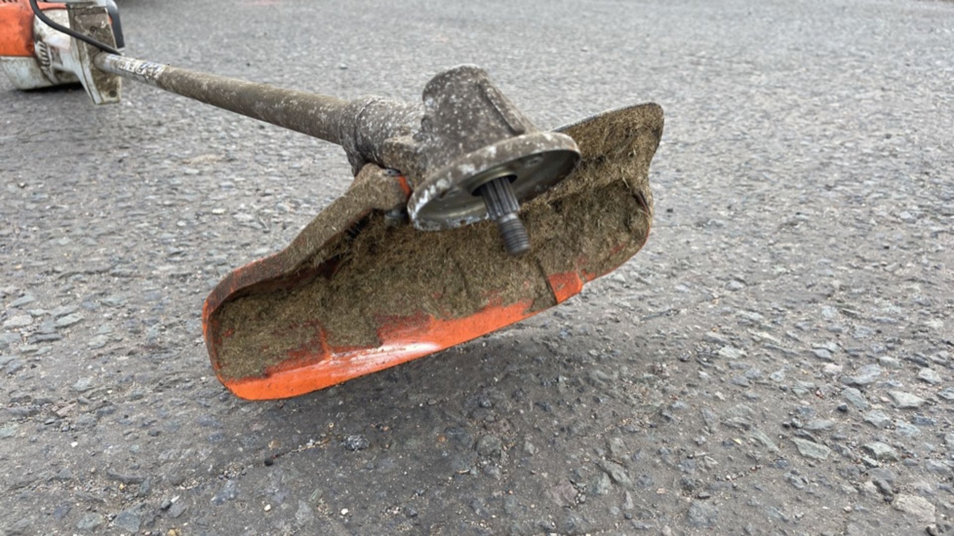 STIHL FS460C (YEAR 2019) PETROL BRUSH CUTTER *NON-RUNNER - FOR SPARES OR REPAIR ONLY* - Image 8 of 8