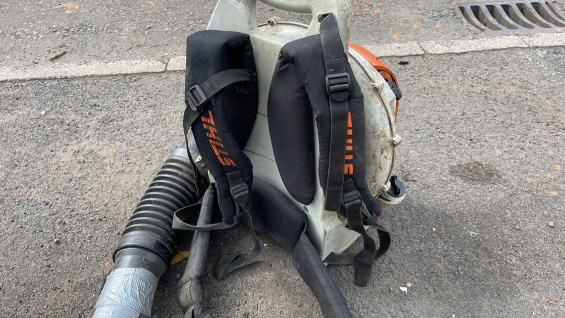 STIHL BR600 MAGNUM PETROL LEAF BLOWER *NON-RUNNER - FOR SPARES OR REPAIR ONLY* - Image 6 of 6