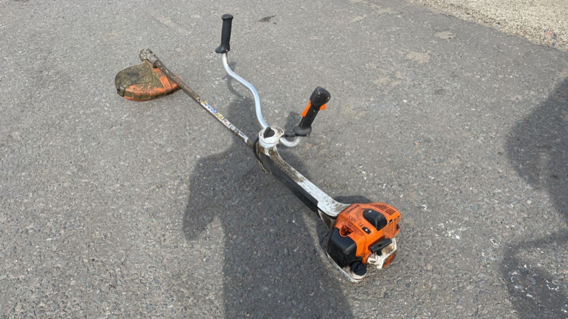 STIHL FS460C (YEAR 2019) PETROL BRUSH CUTTER *NON-RUNNER - FOR SPARES OR REPAIR ONLY* - Image 2 of 8