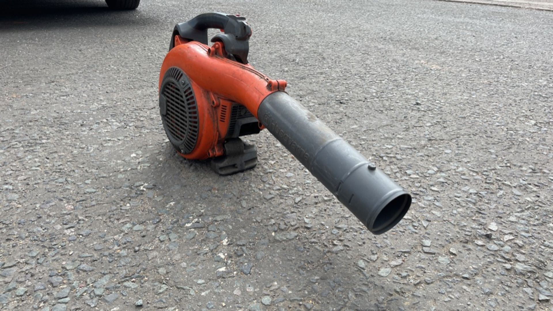 HUSQUARNA 525 BX PETROL LEAF BLOWER *NON-RUNNER - FOR SPARES OR REPAIR ONLY* - Image 6 of 6