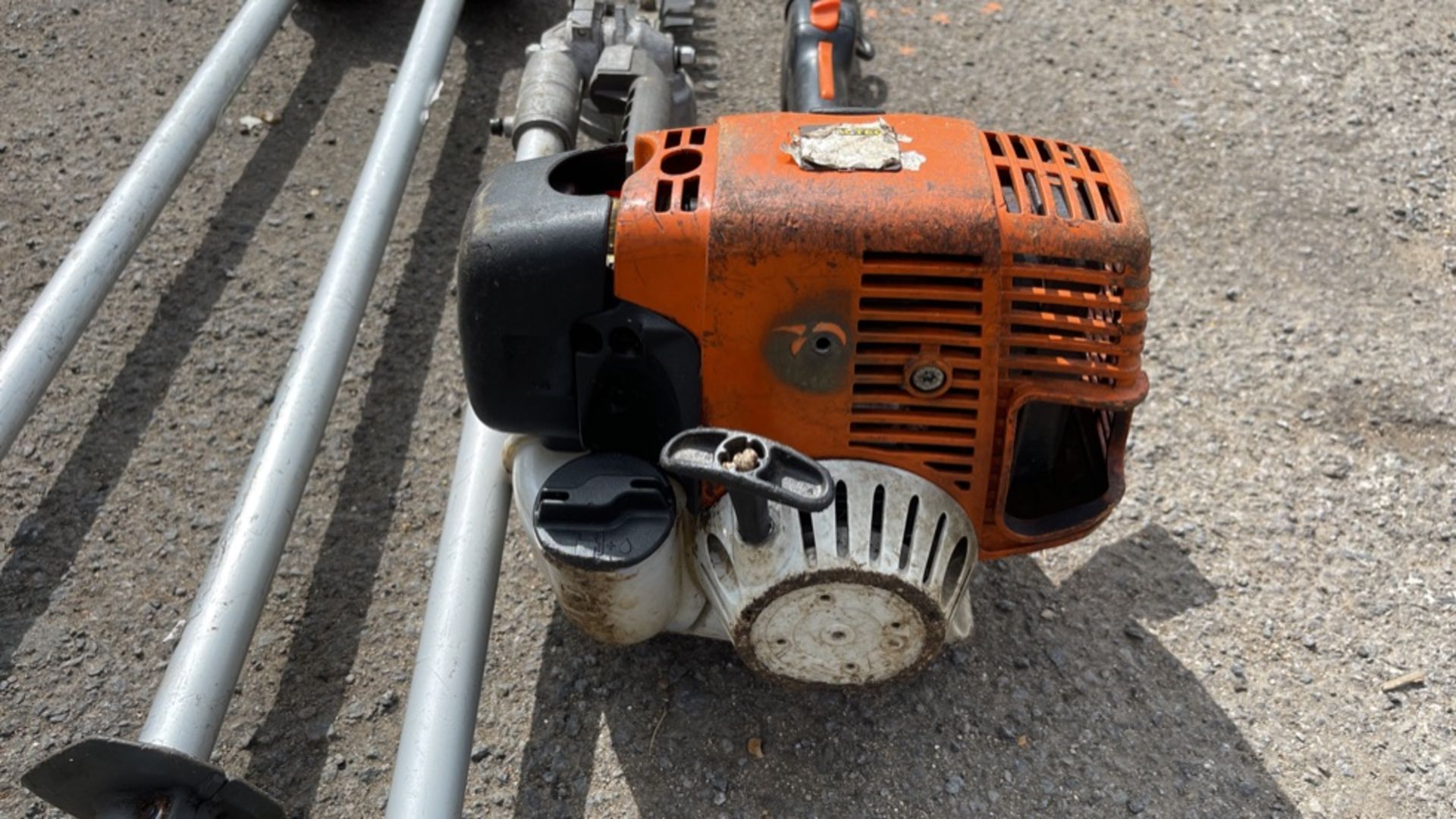 STIHL LONG REACH PETROL TRIMMER WITH ATTACHED HEADS *NON-RUNNER - FOR SPARES OR REPAIR ONLY* - Image 6 of 6