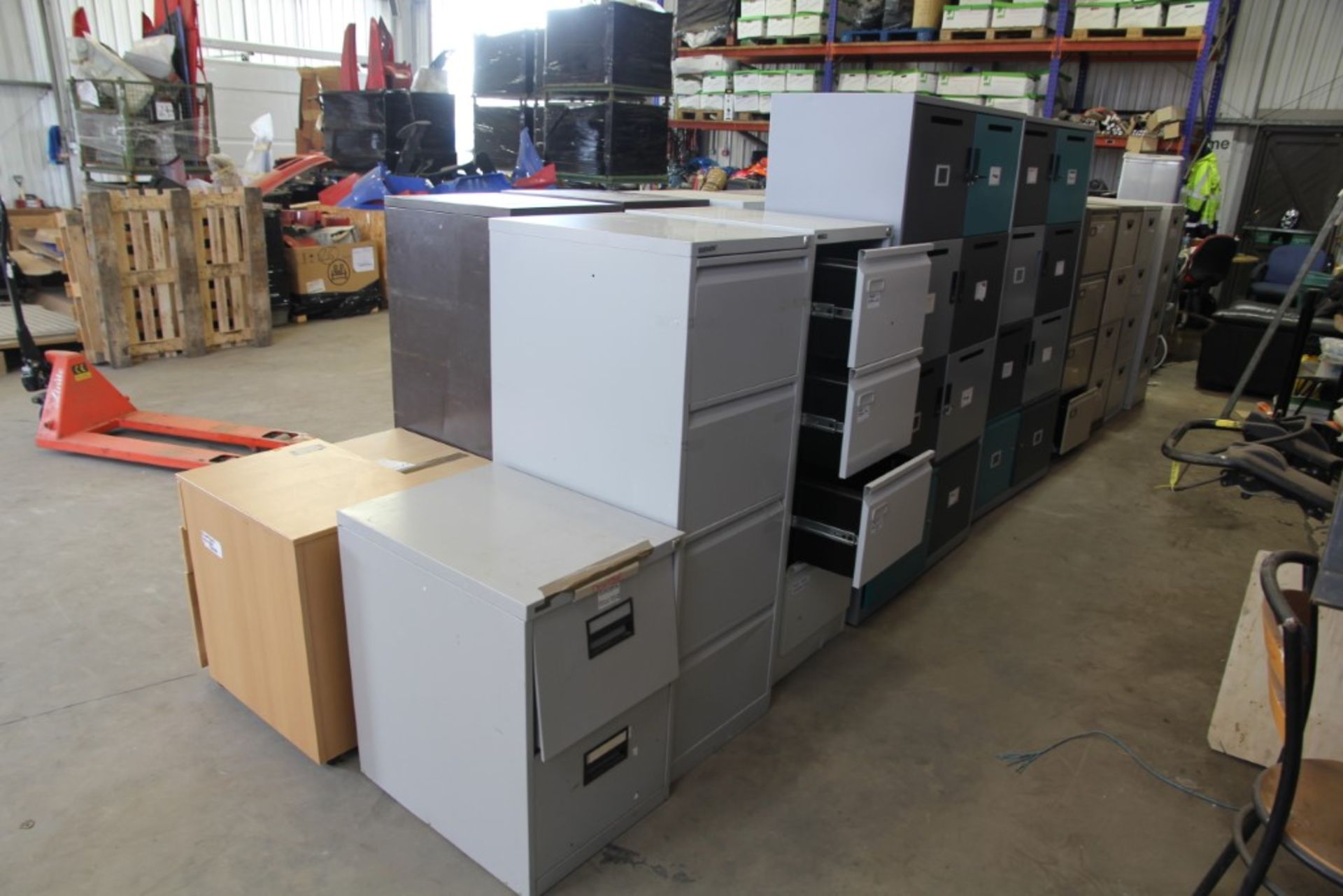 Assorted Filing Cabinets / Lockers / Drawers