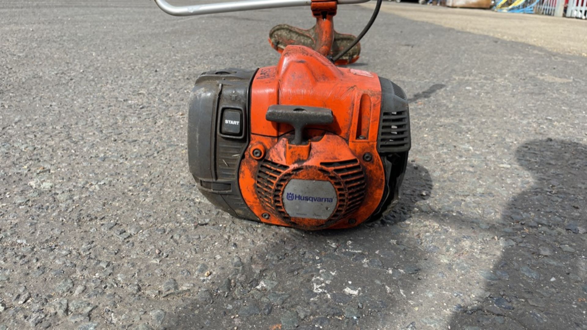 HUSQUARNA 545 RXT PETROL BRUSH CUTTER *NON-RUNNER - FOR SPARES OR REPAIR* - Image 3 of 6