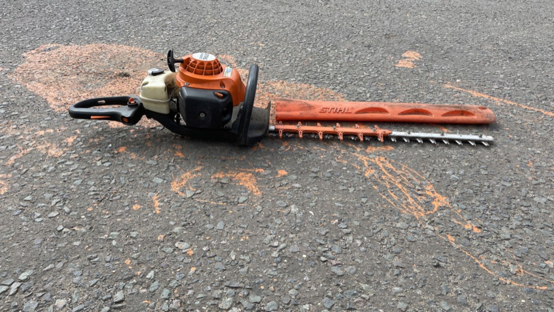 STIHL HSB2RC PETROL HEDGE TRIMMER *NON-RUNNER - FOR SPARES OR REPAIR ONLY* - Image 4 of 6