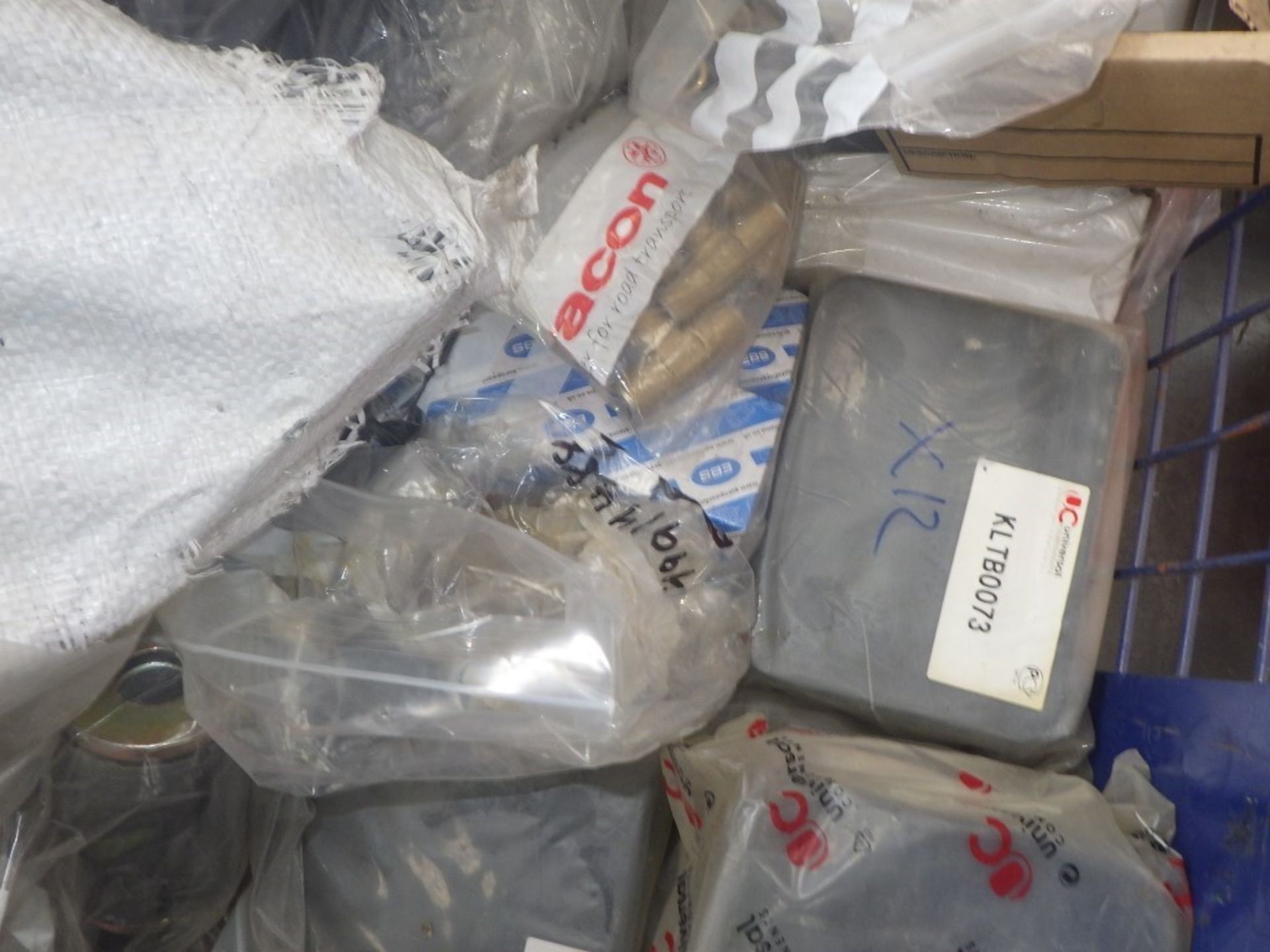 Assorted Trailer Spares (1 Pallet) - Image 10 of 16