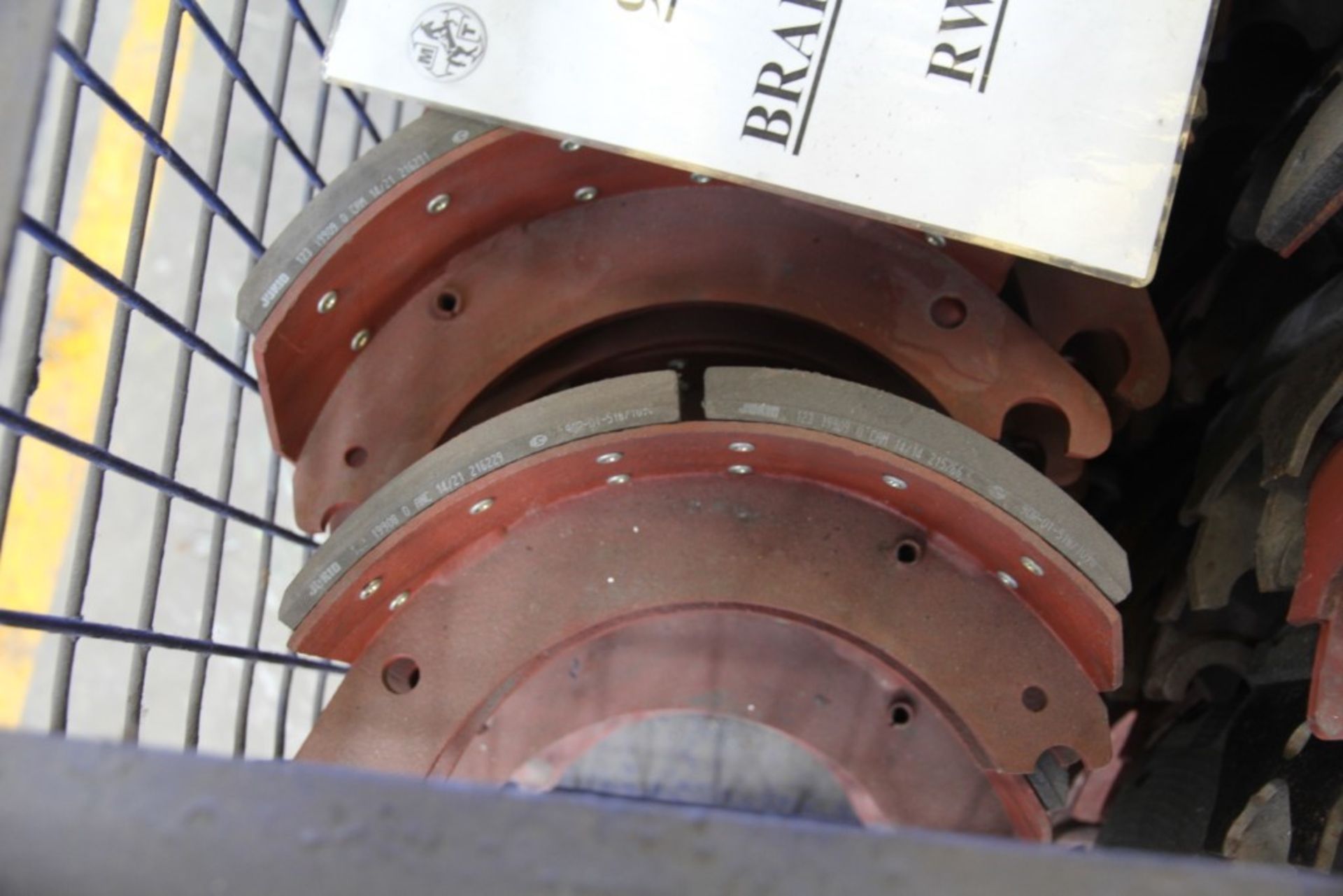 BPW & SAF Brake Shoes / Linings (1 Pallet) - Image 5 of 5