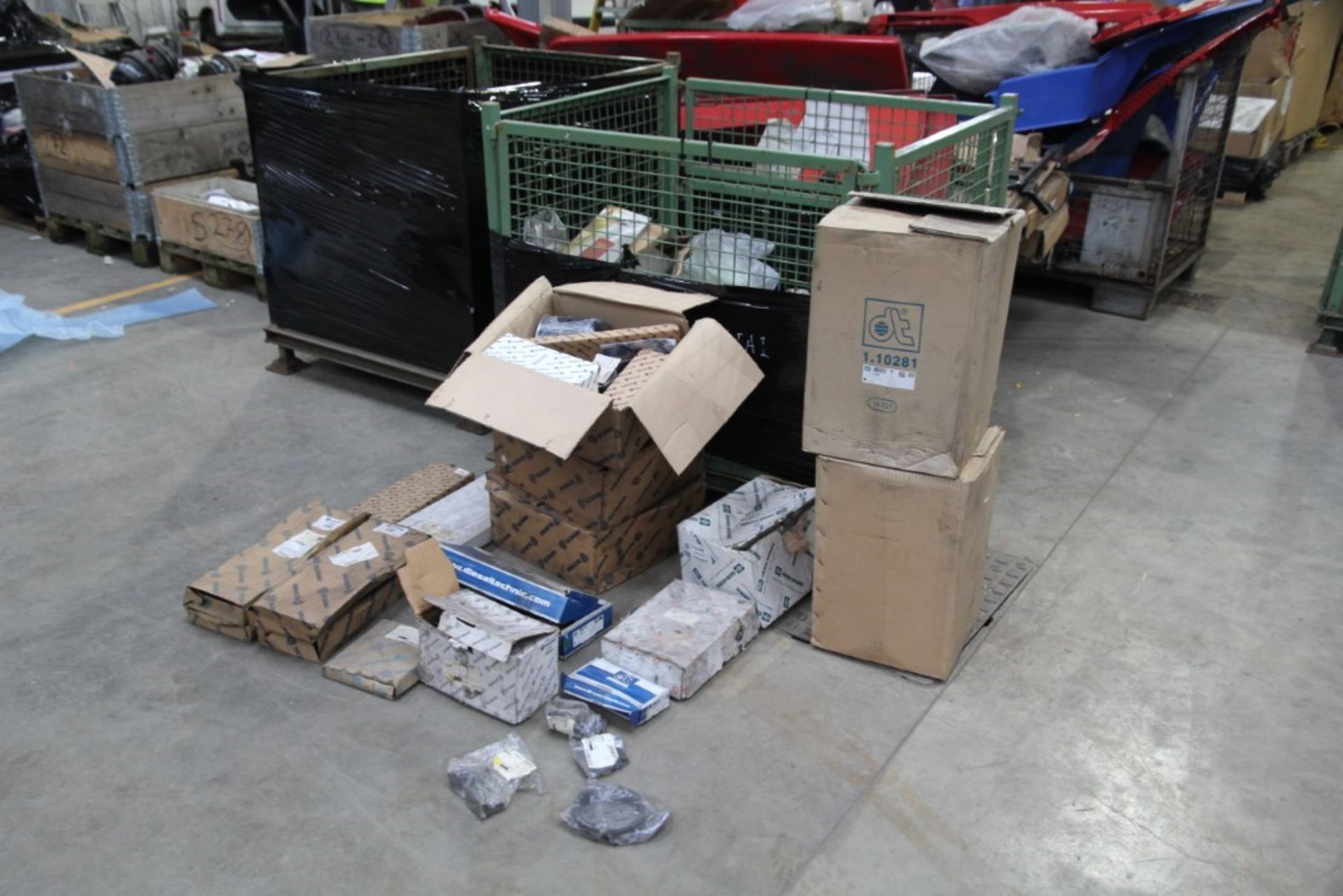 Scania Parts (1 Pallet) - Image 2 of 27