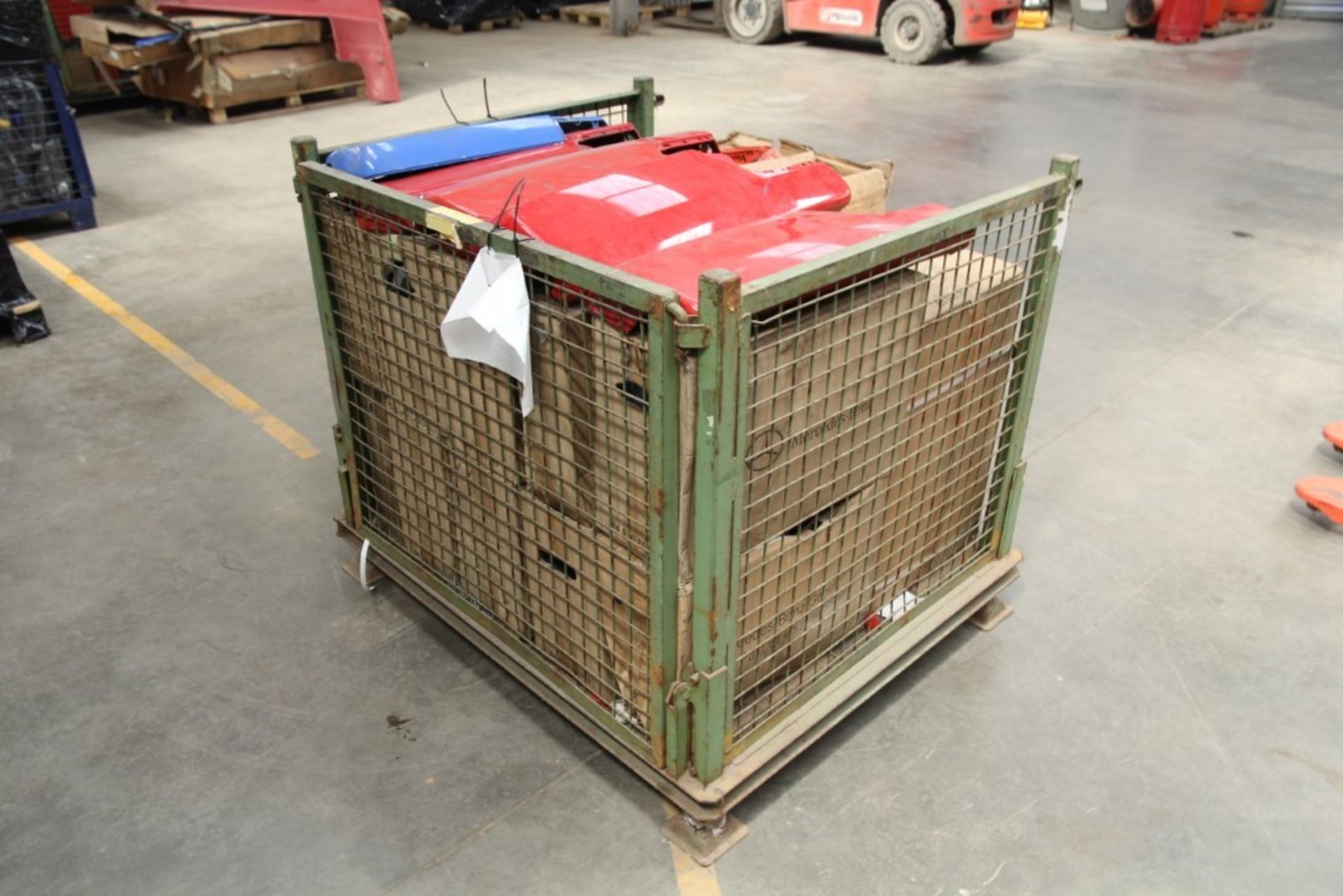 Mercedes-Benz Truck Parts (1 pallet) - Image 4 of 8