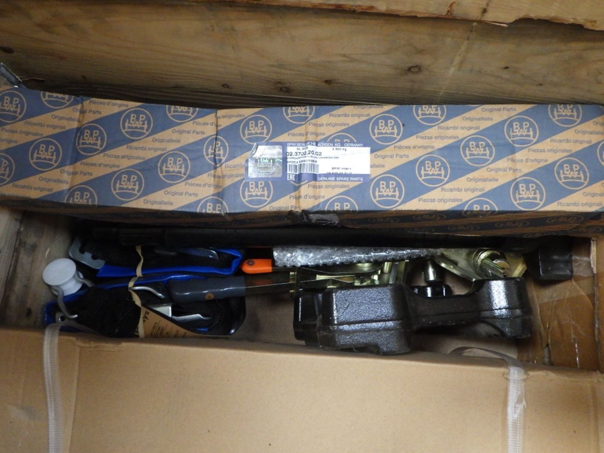 Assorted Trailer Parts (1 Pallet) - Image 3 of 21