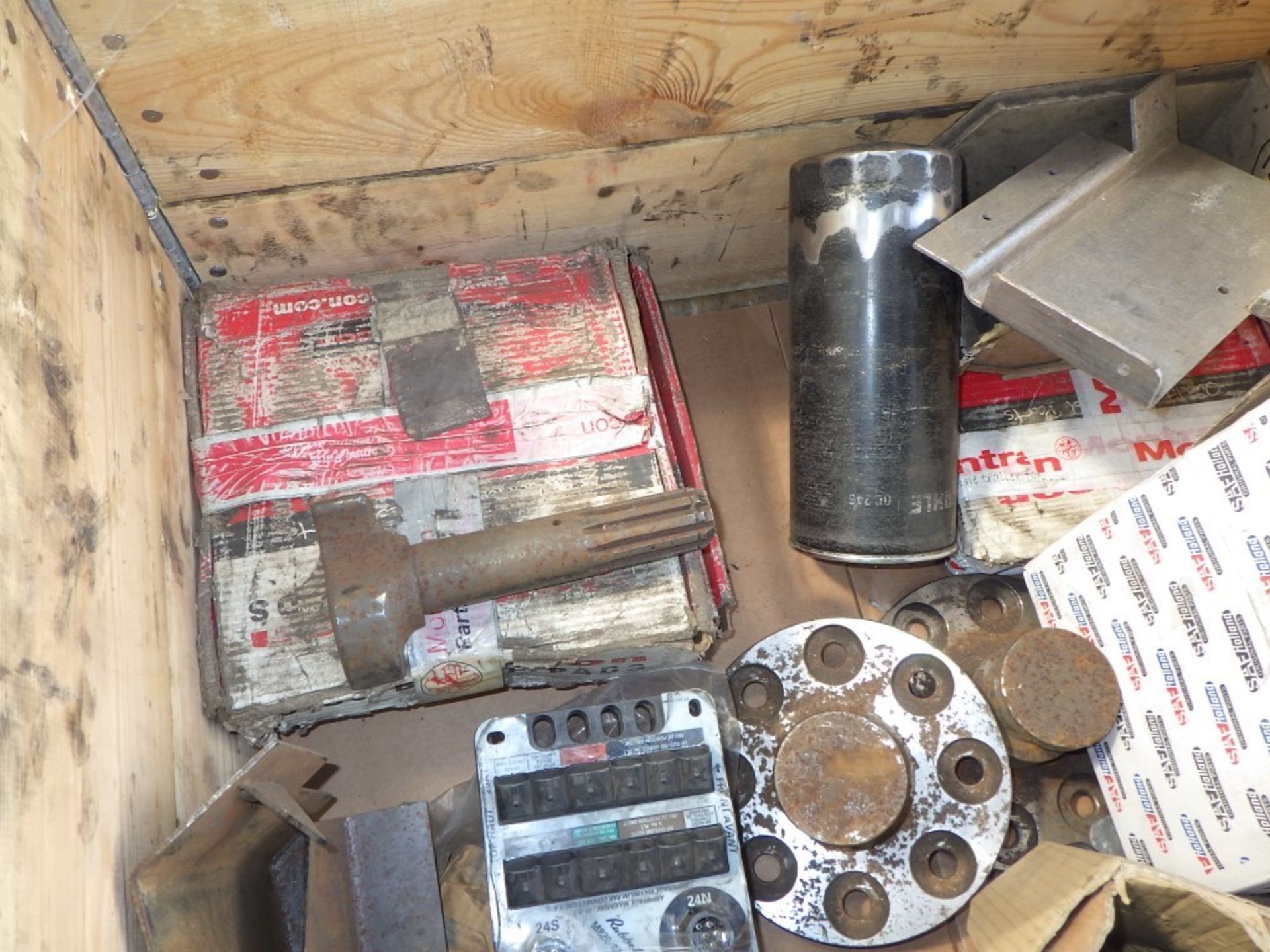 Assorted Trailer & Truck Parts (1 Pallet) - Image 6 of 20