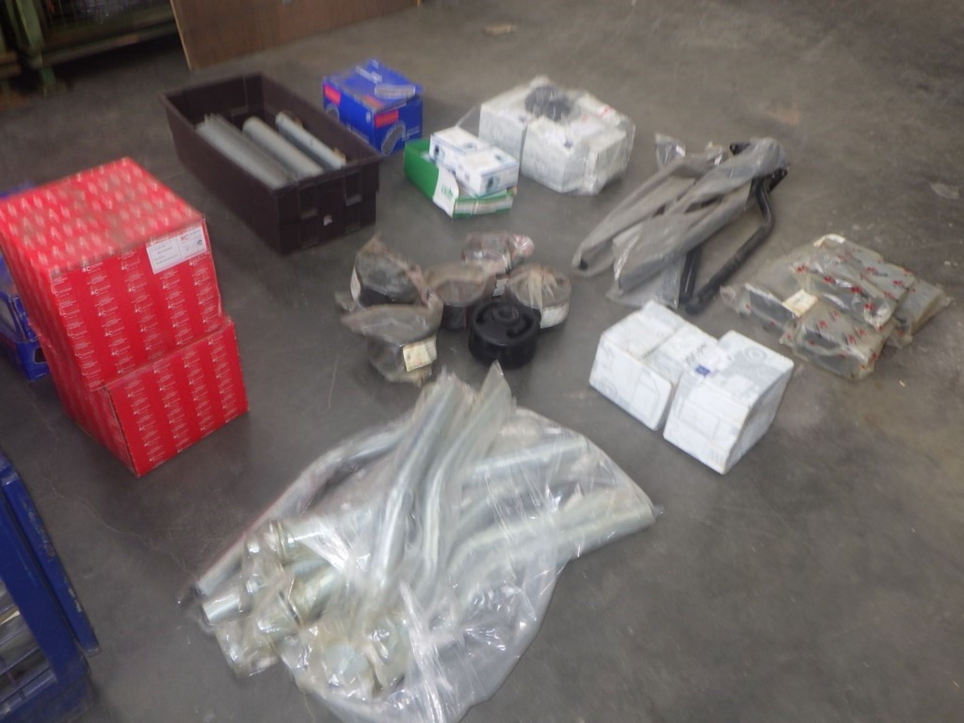 Assorted Trailer Spares (1 Pallet) - Image 14 of 16