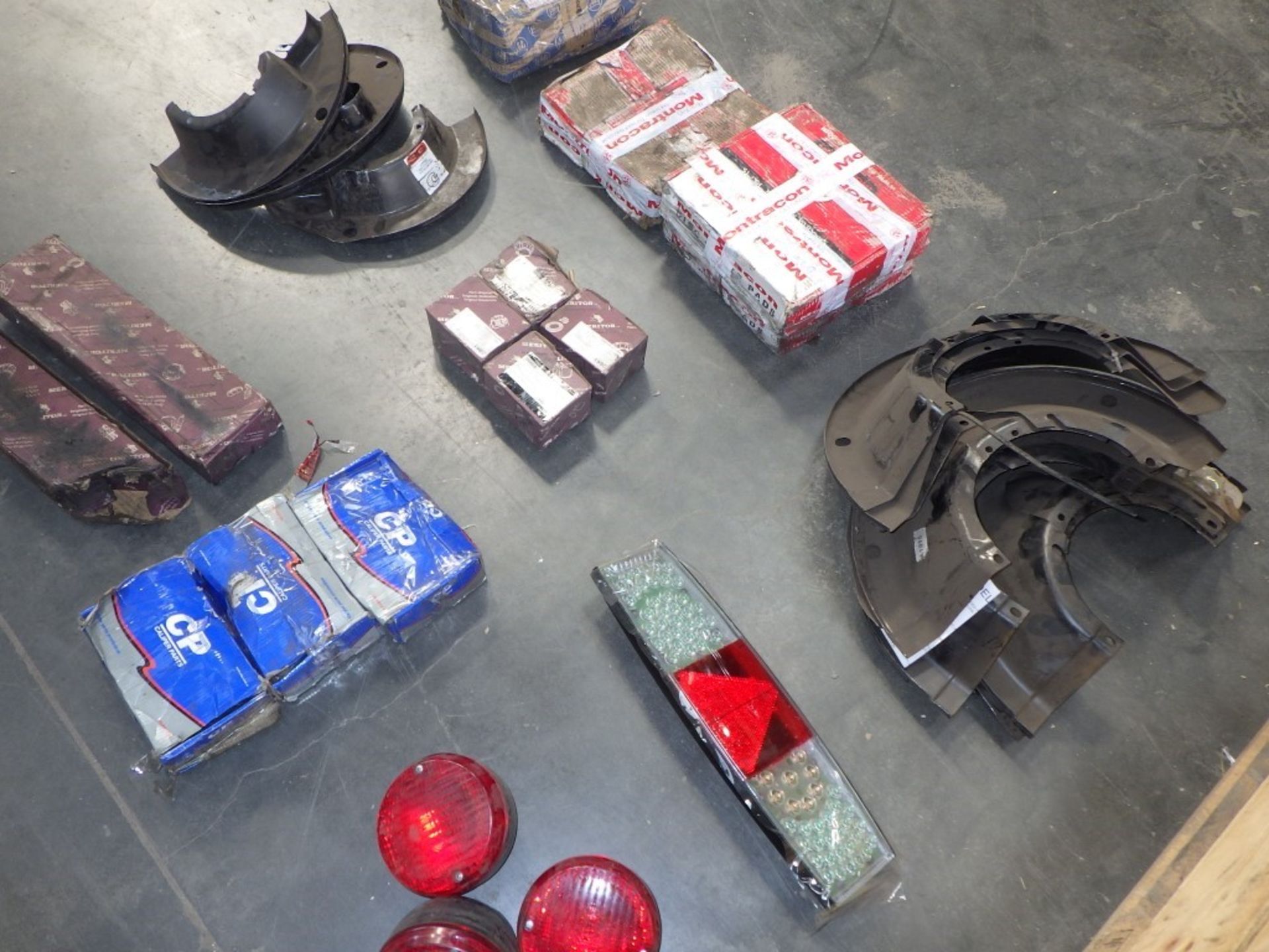 Assorted Trailer & Truck Parts (1 Pallet) - Image 5 of 20