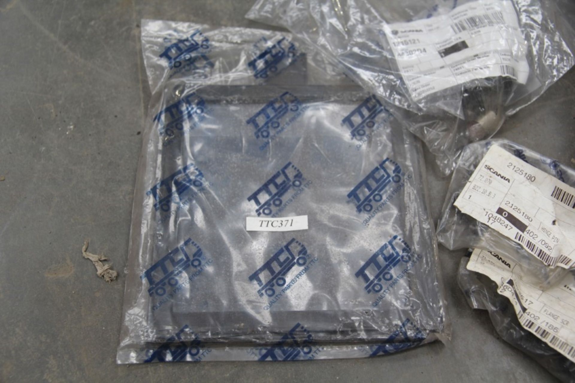 Scania Parts (1 Pallet) - Image 10 of 27
