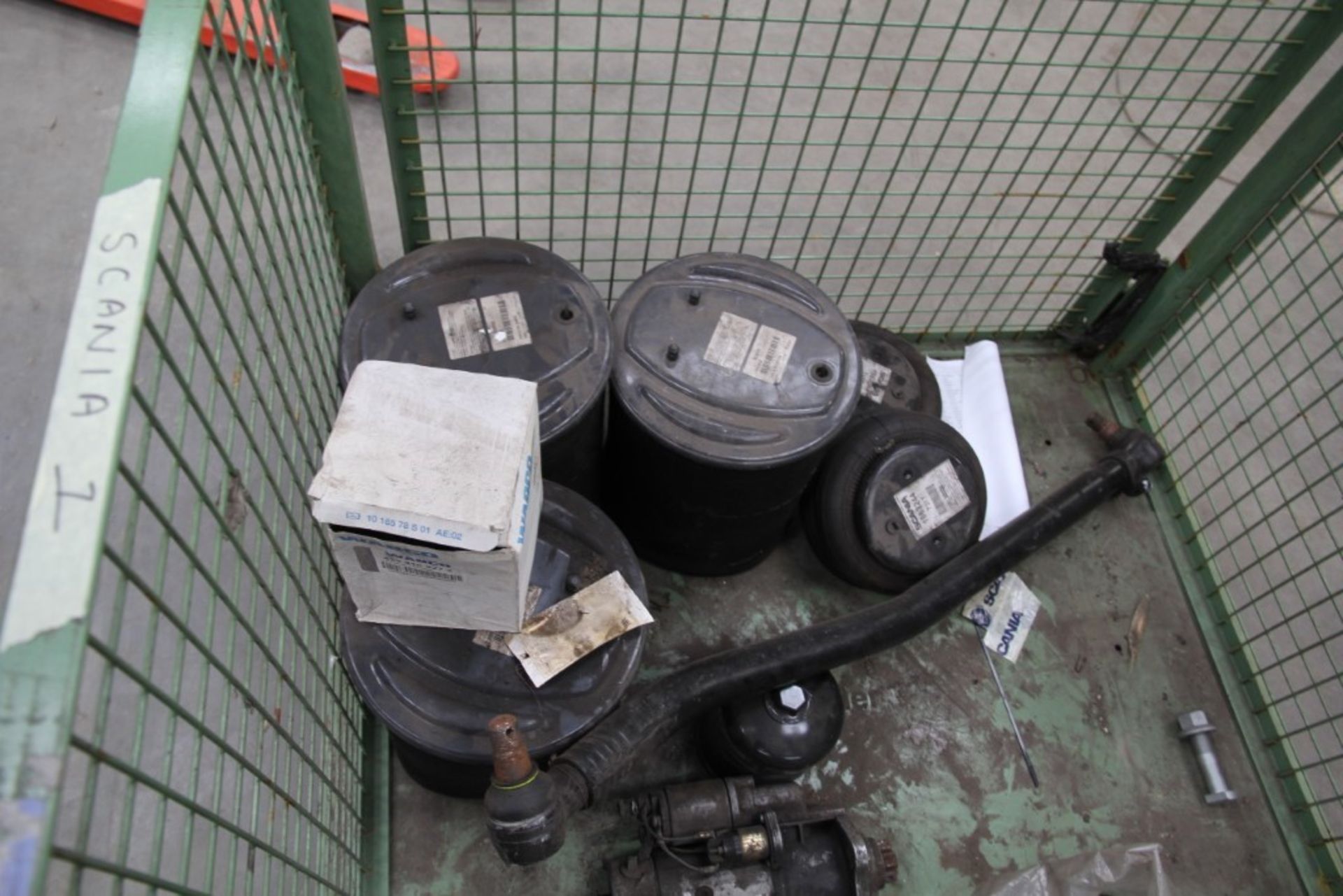 Scania Parts (1 Pallet) - Image 15 of 27