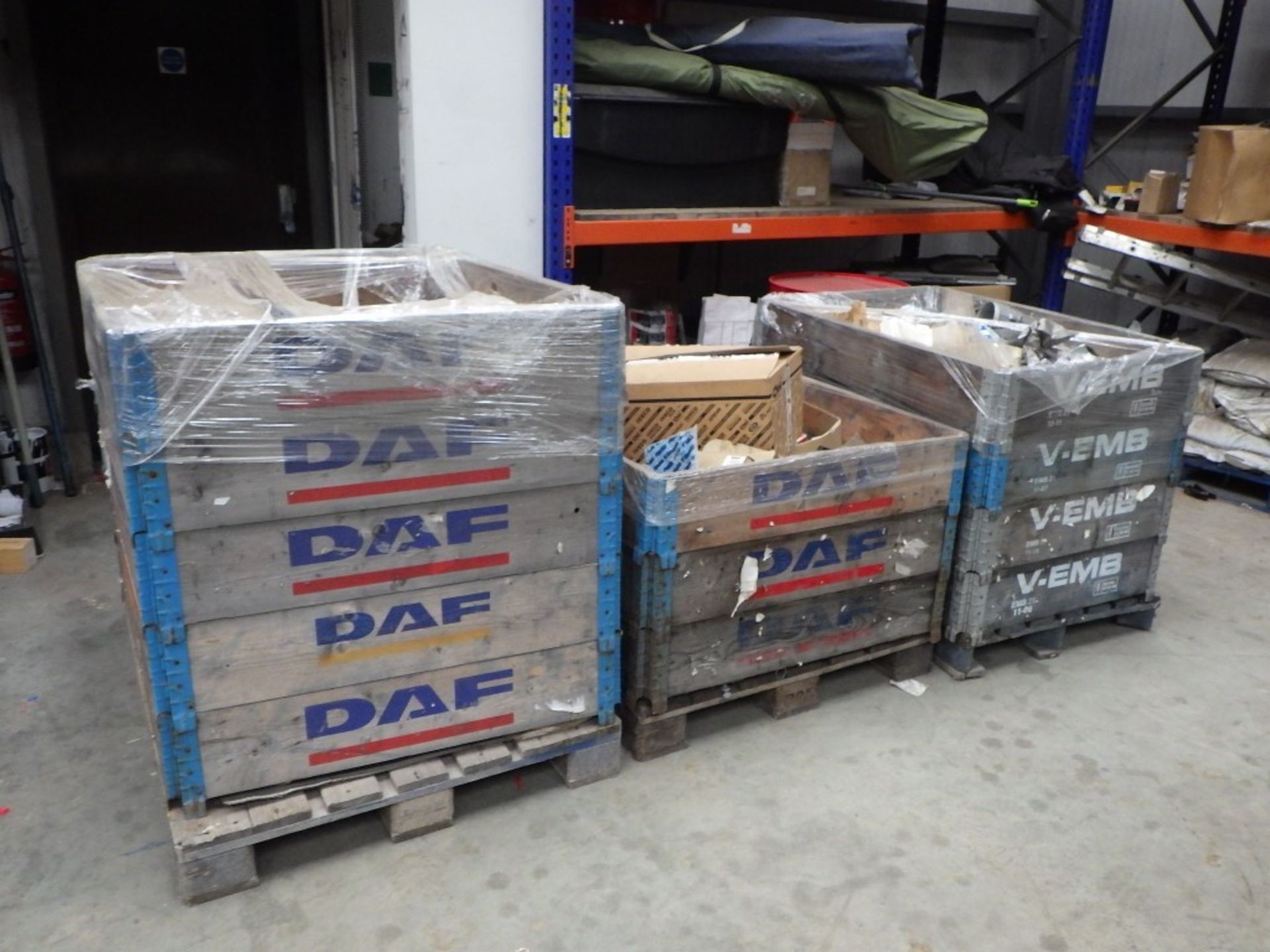 Very Large Quantity of Daf, Iveck, Volvo, Mercedes, MAN, Citroen, Ford & other truck / Van parts (3